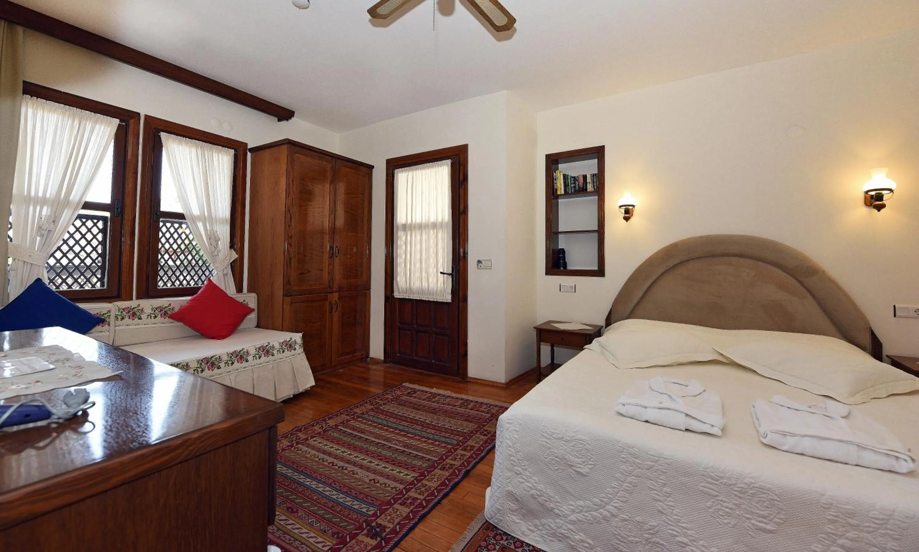 Photo of the whole room, Bed in Villa Konak Hotel