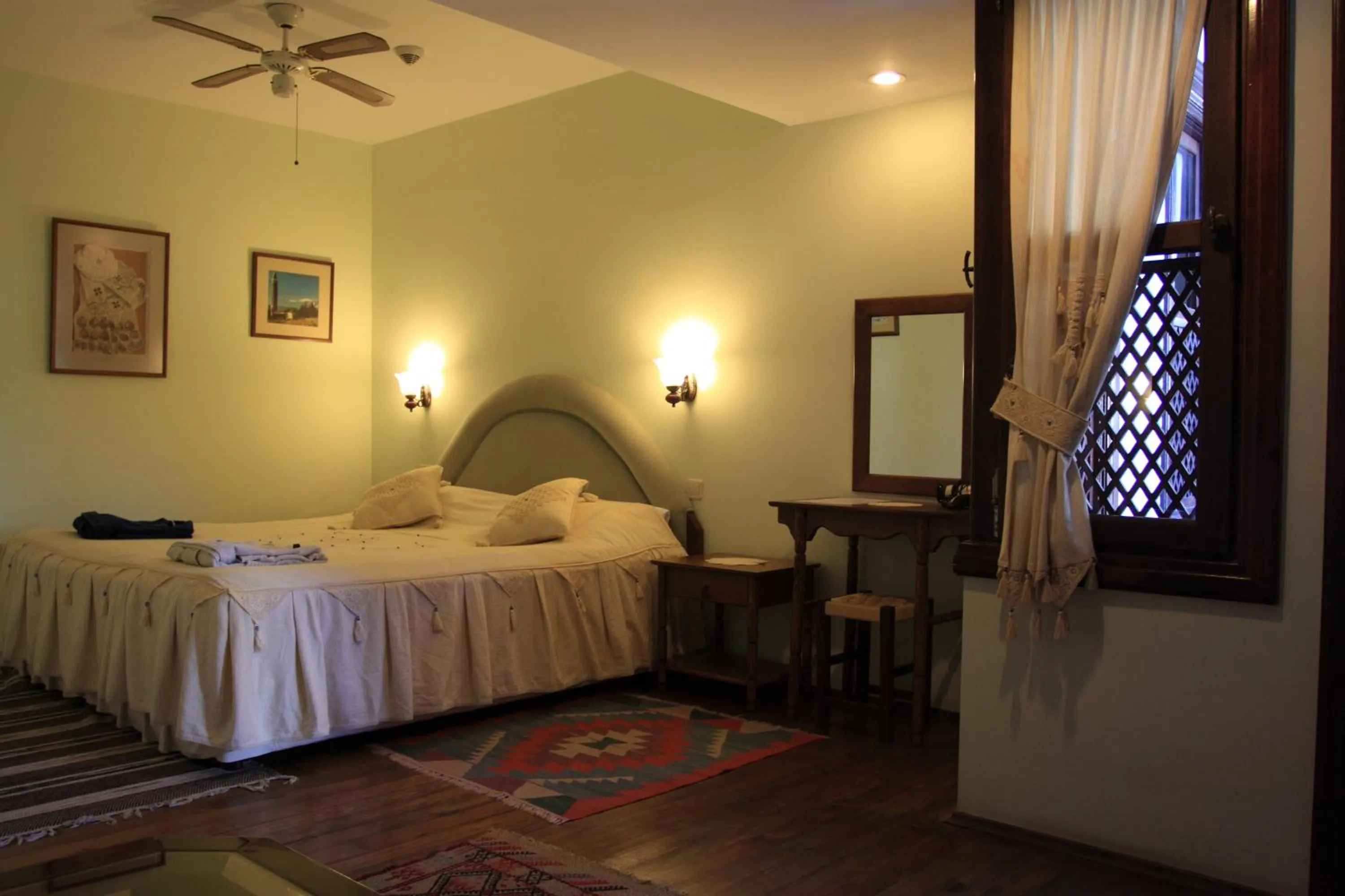 Bedroom, Bed in Villa Konak Hotel