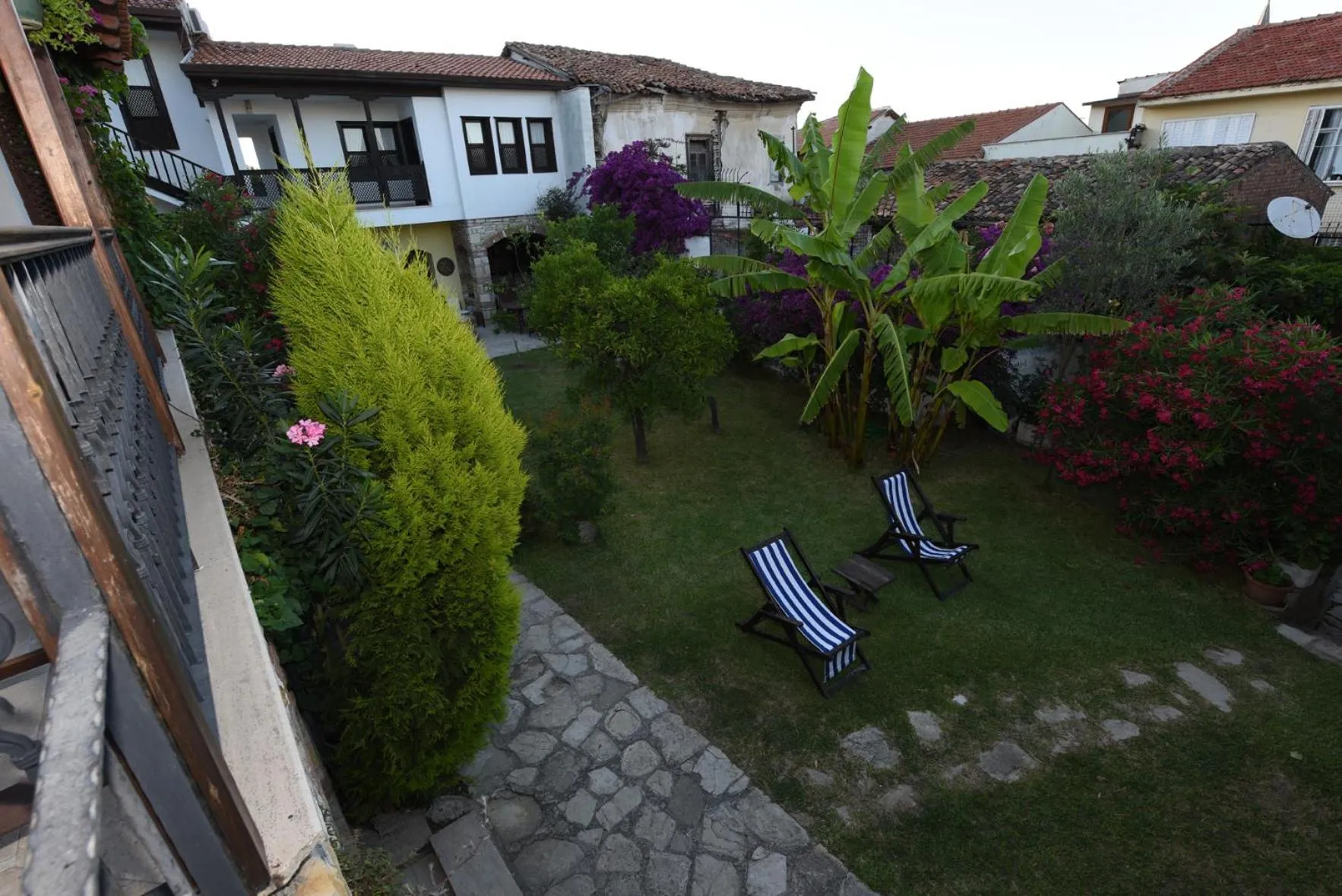 Garden view in Villa Konak Hotel