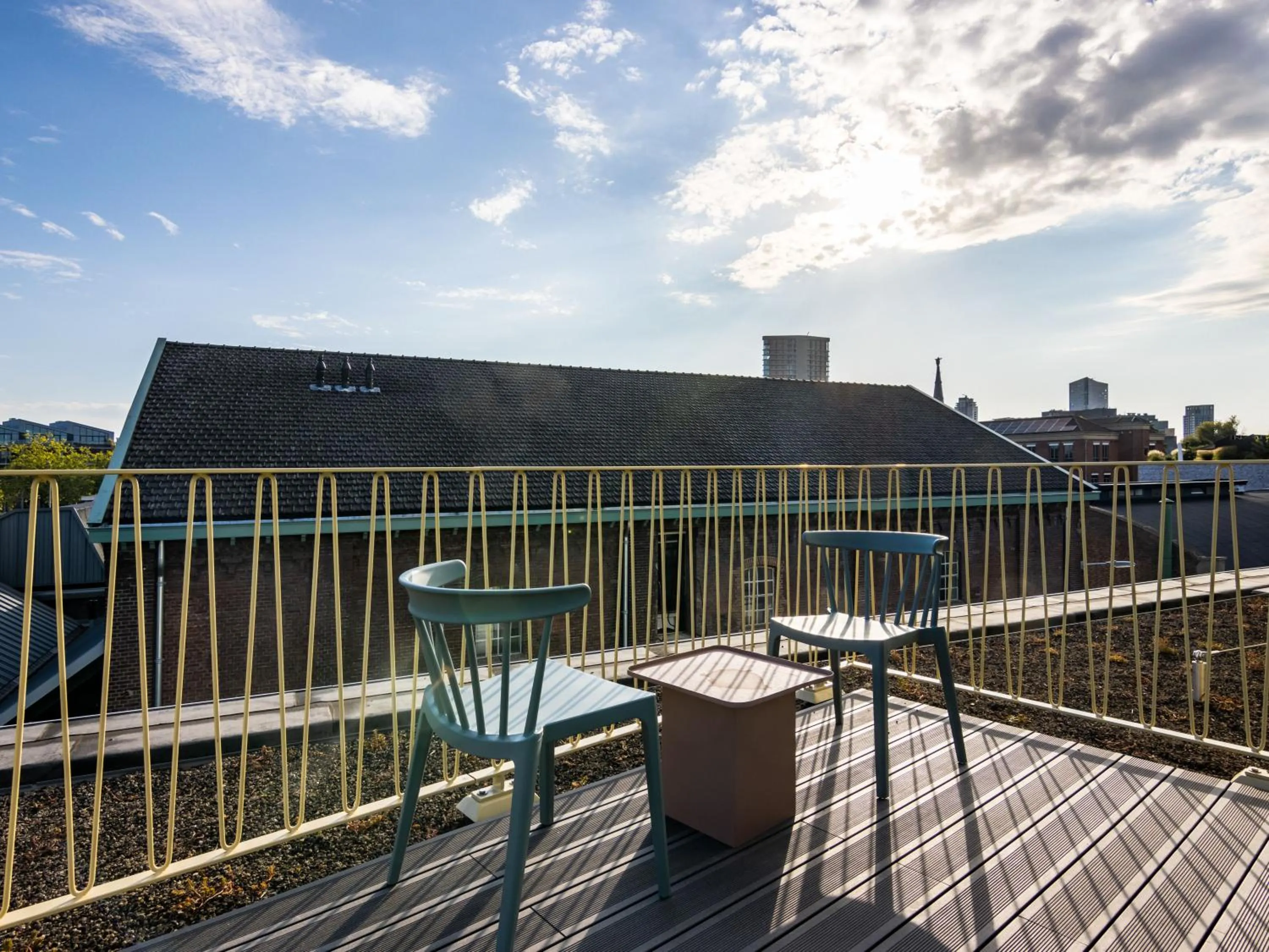 Patio in Limehome Eindhoven Gashouder