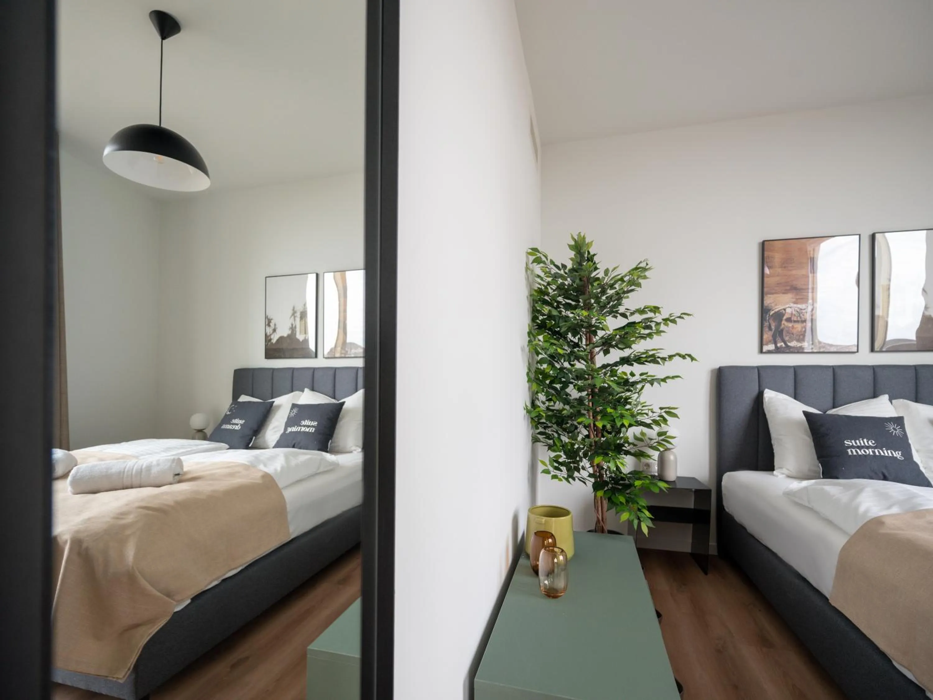 Bed in Limehome Eindhoven Gashouder