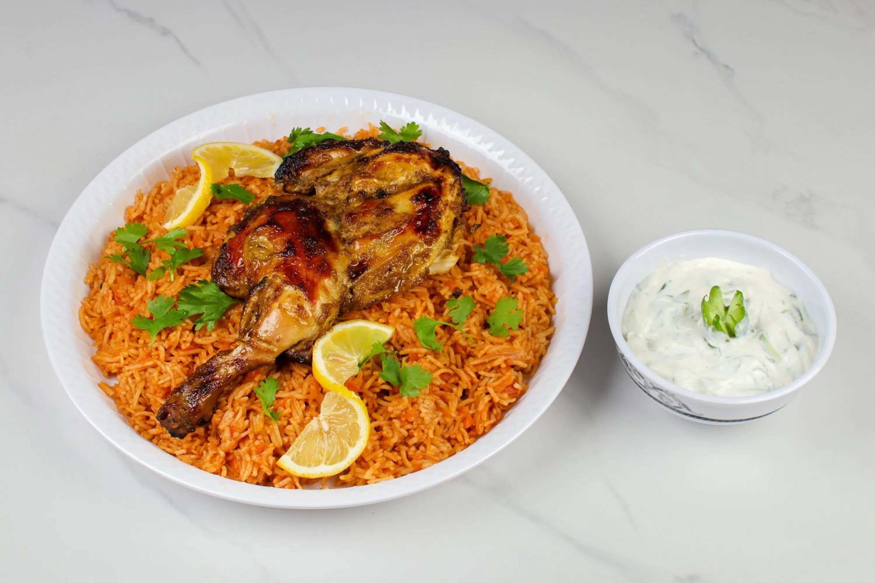 Restaurant/places to eat in Eliana Hotel