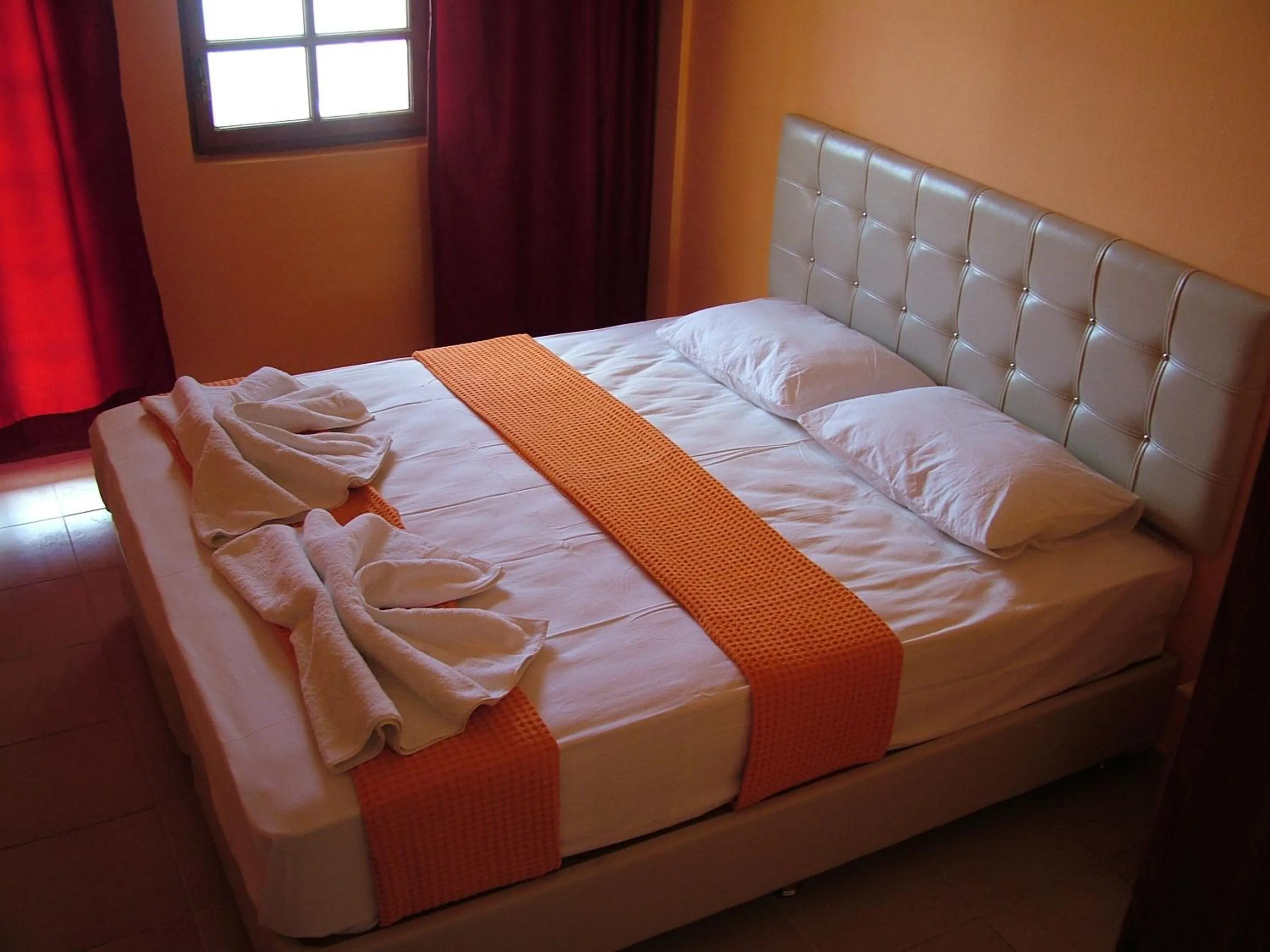 Bed in Gultepe Apartments