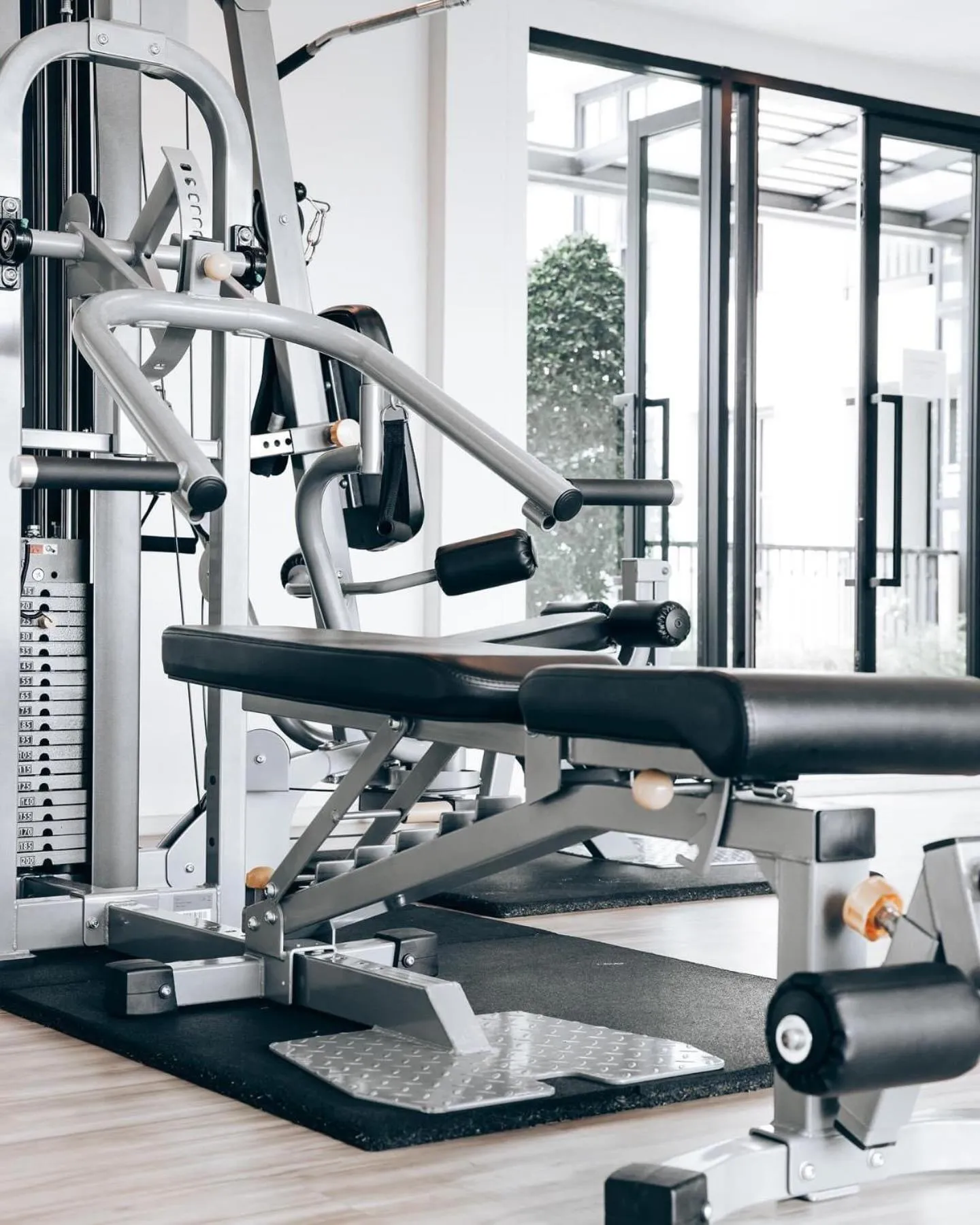 Fitness centre/facilities in Leon Lasalle Hotel and Residences