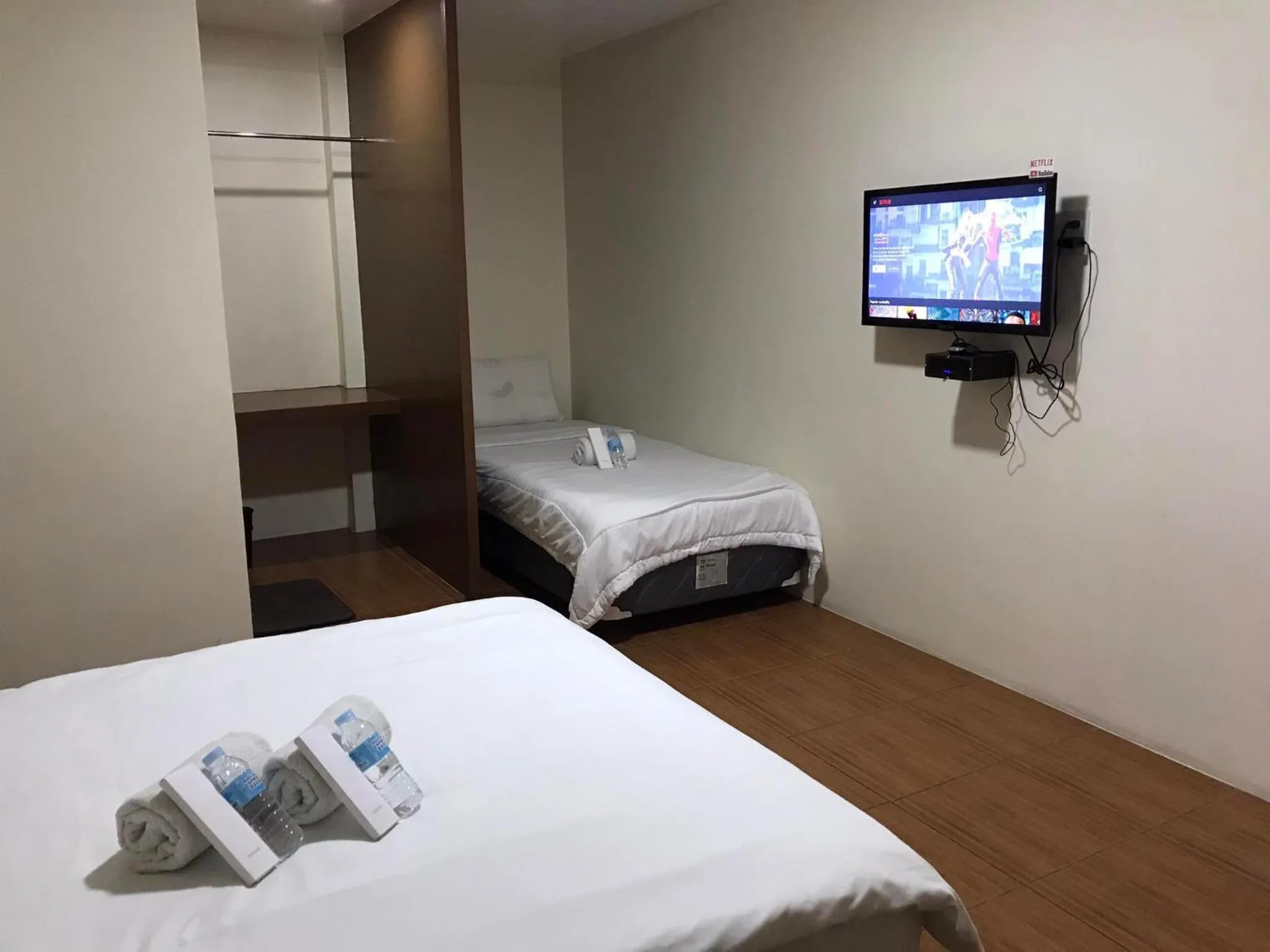 Bed in I'm Inn Hotel Sorsogon near SM or Terminal