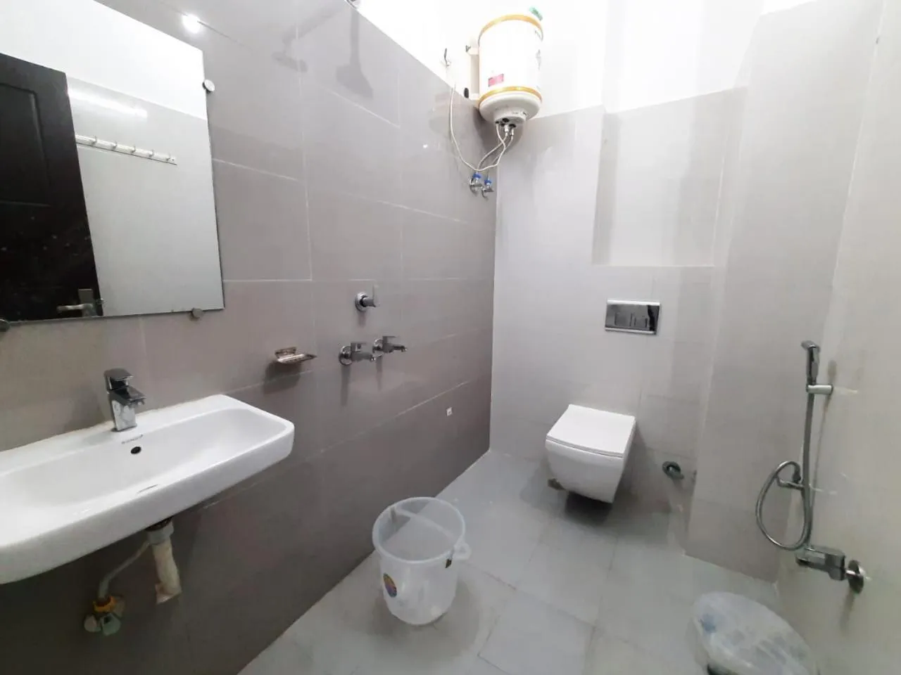 Bathroom in AK Residency