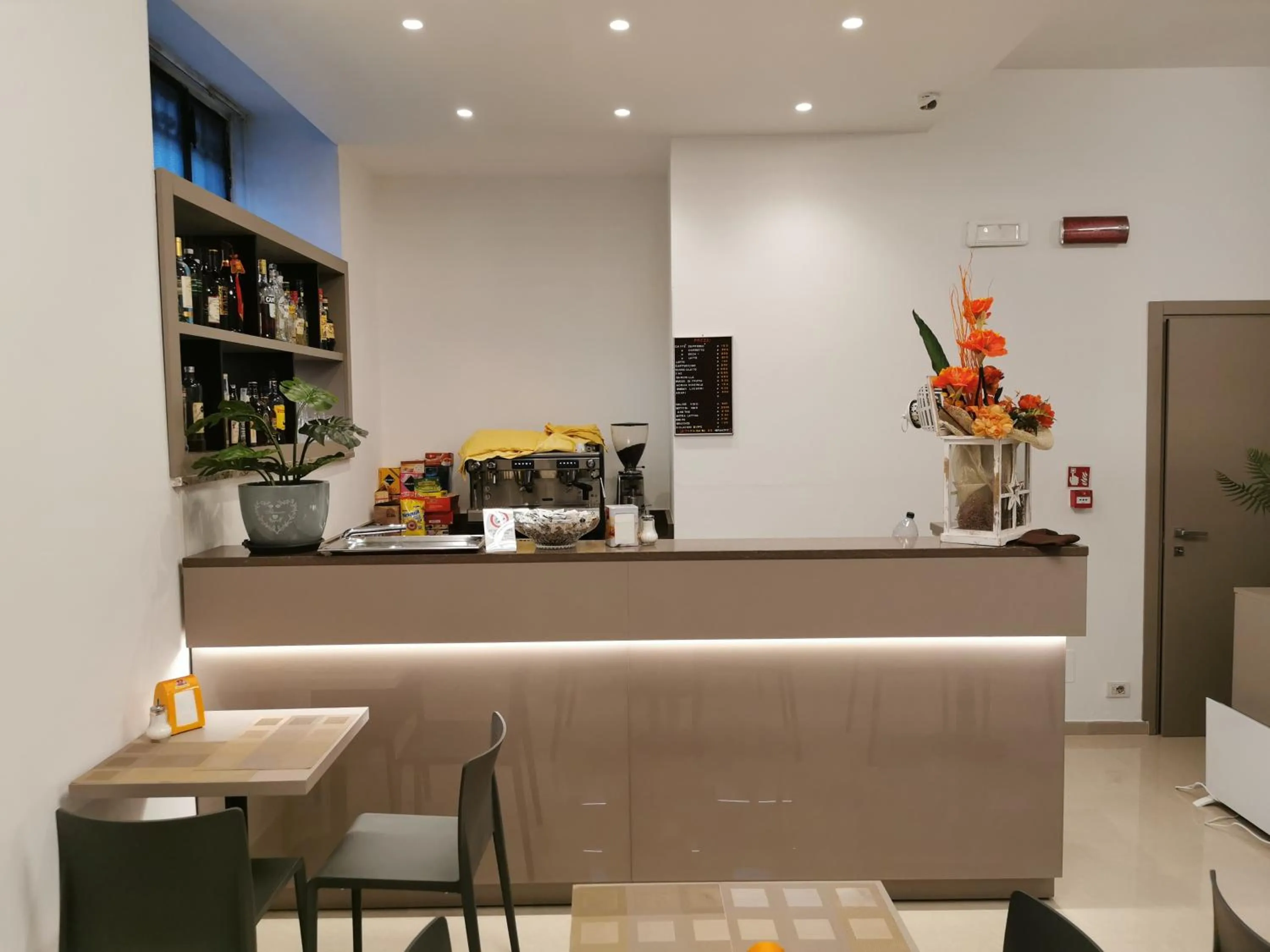 Lounge or bar in Hotel Brianza