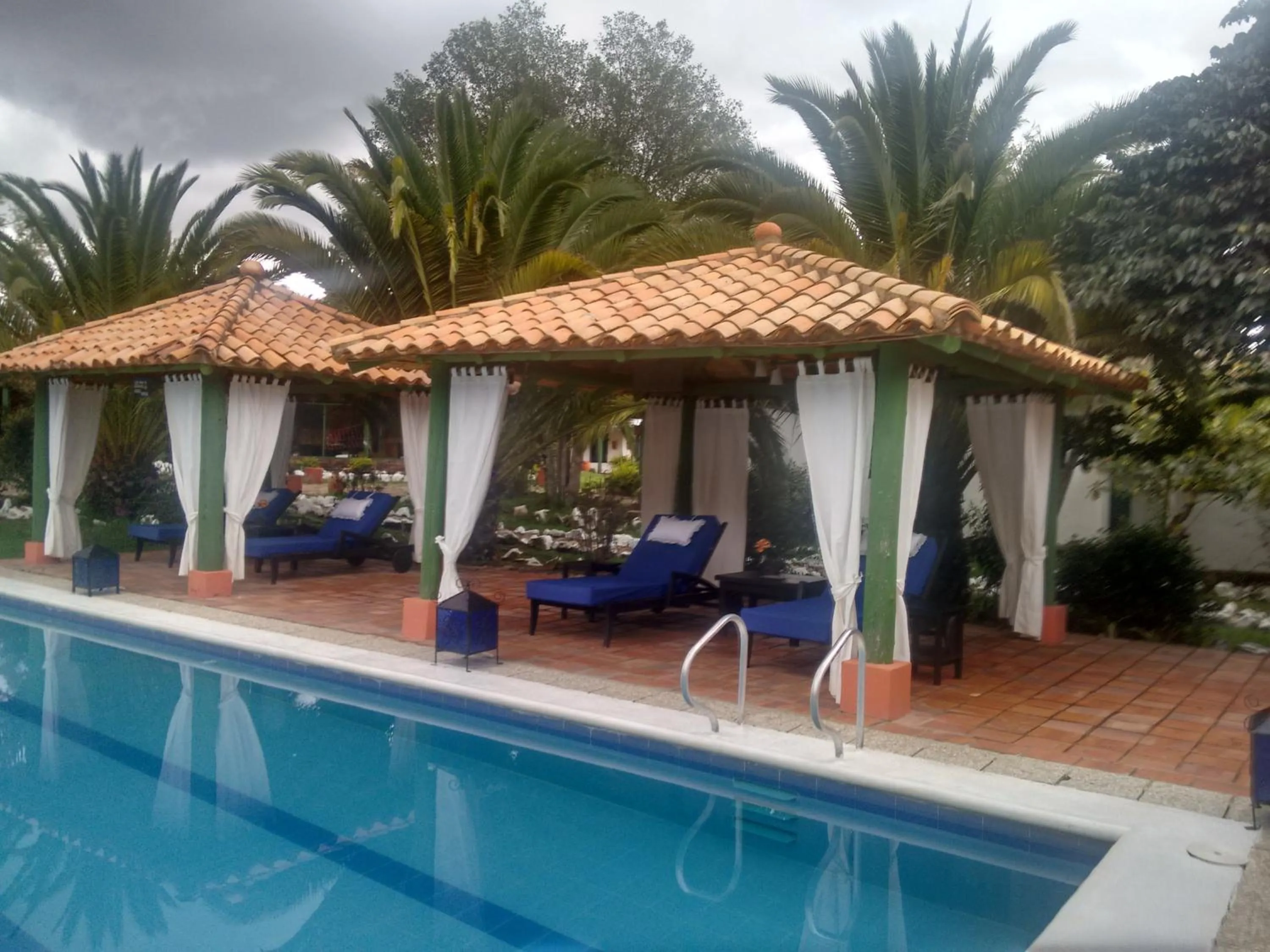 Swimming pool in Hotel Boutique Iguaque Campestre Spa & Ecolodge