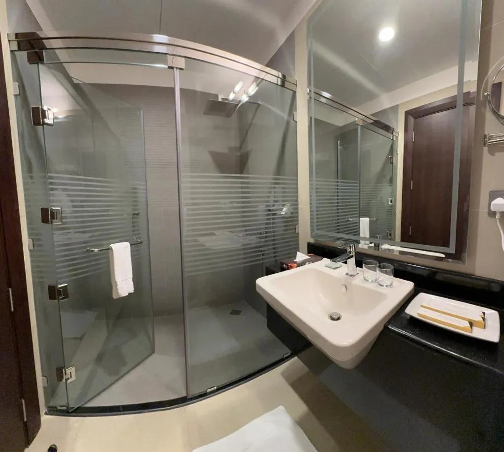 Shower in فندق الضليعة