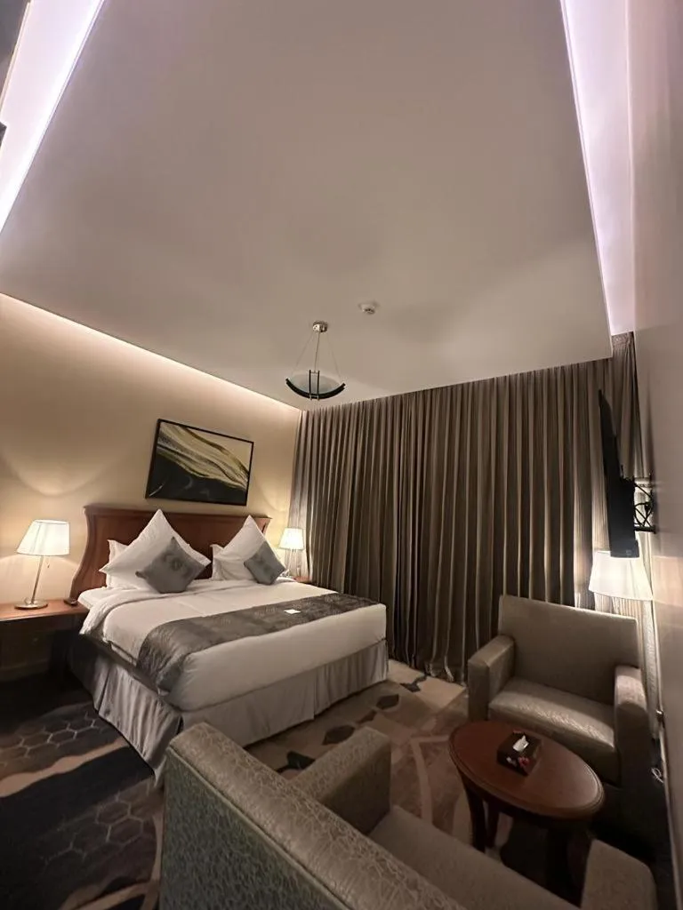 Living room, Bed in فندق الضليعة