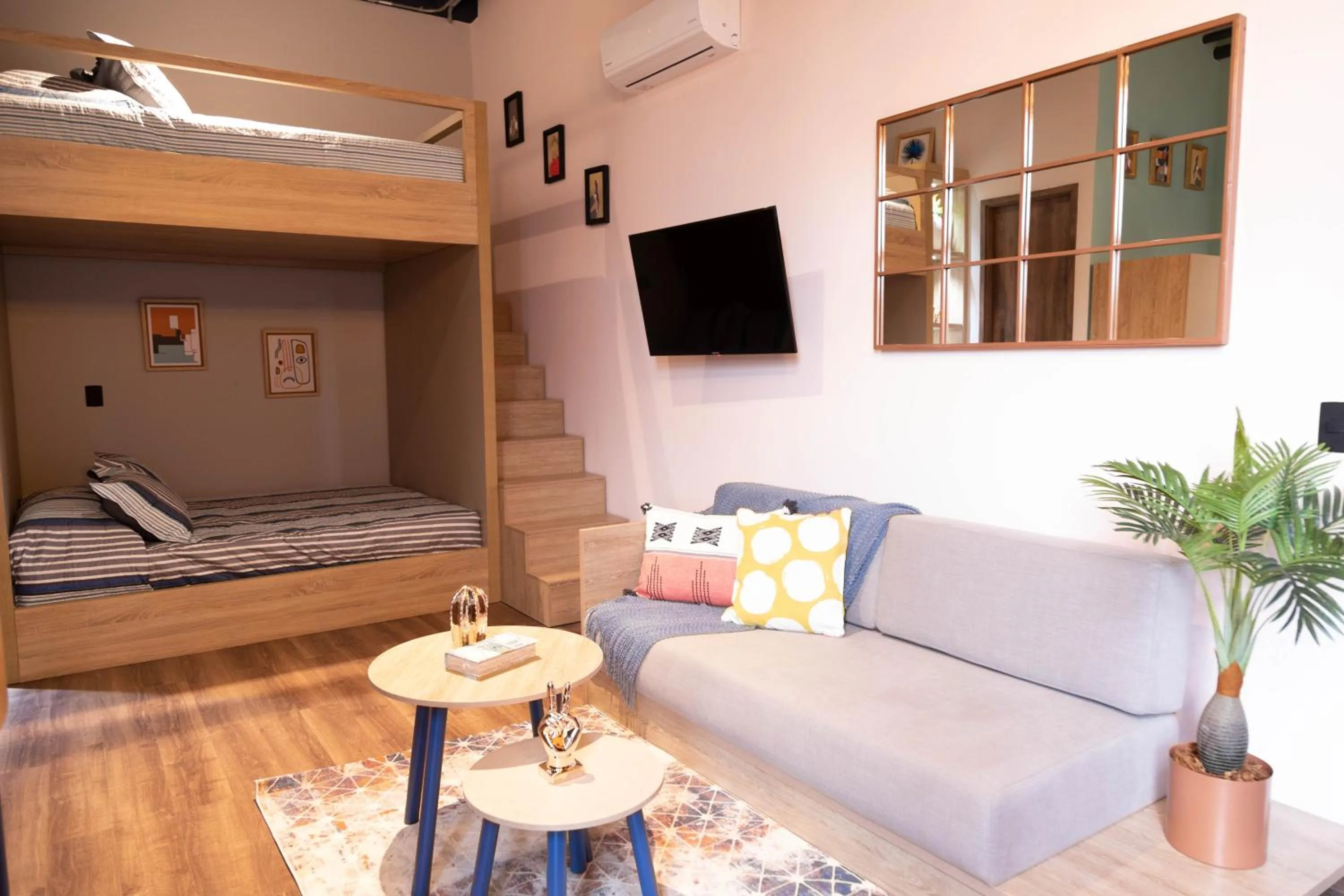 Bed in Royal Living Poblado