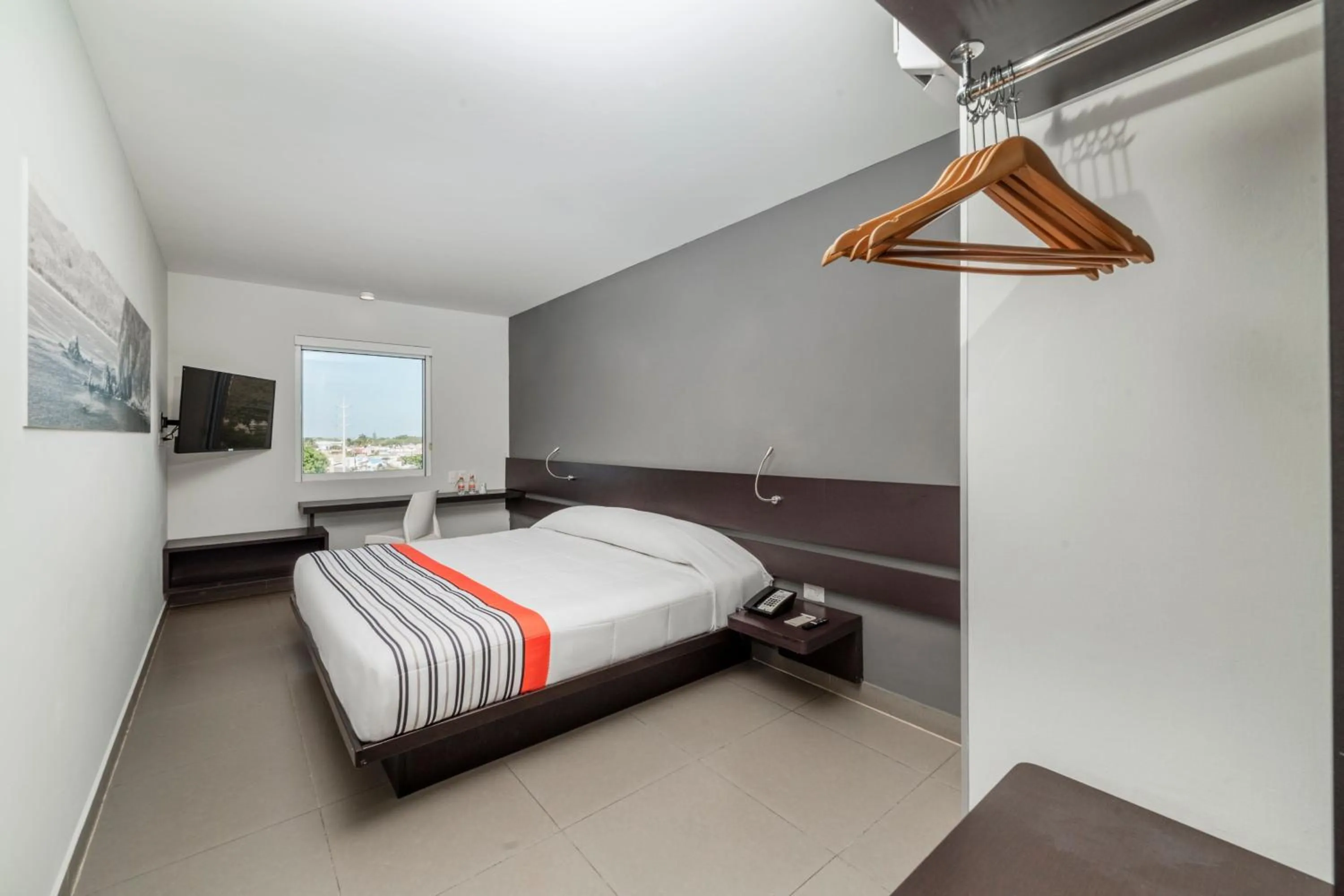 Bedroom, Bed in City Express Junior by Marriott Ciudad del Carmen Aeropuerto