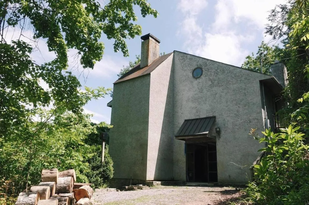 Property building in The Edelweiss Estate - Mountain Views