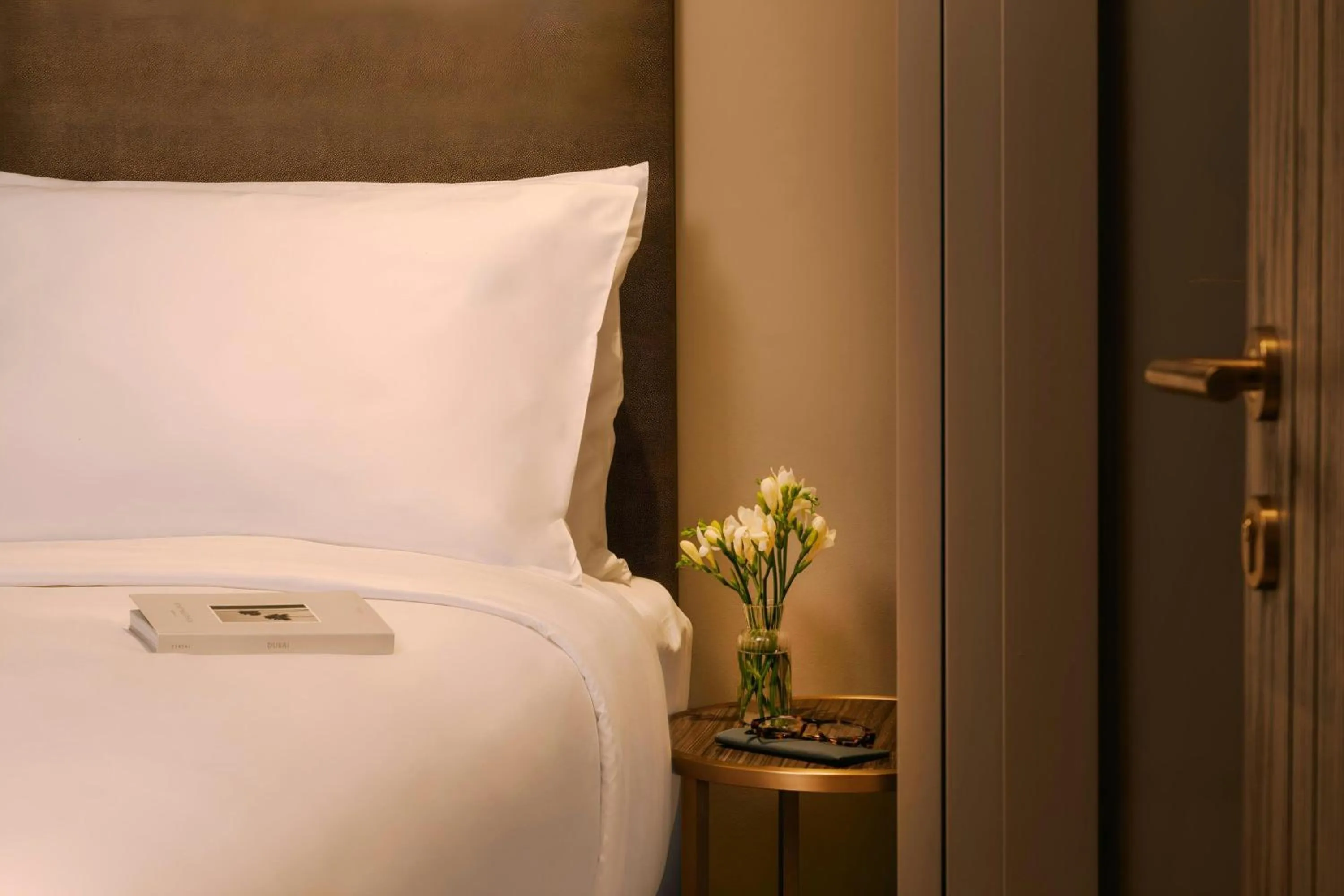 Photo of the whole room, Bed in Sonder by Marriott Bonvoy Business Bay Apartments