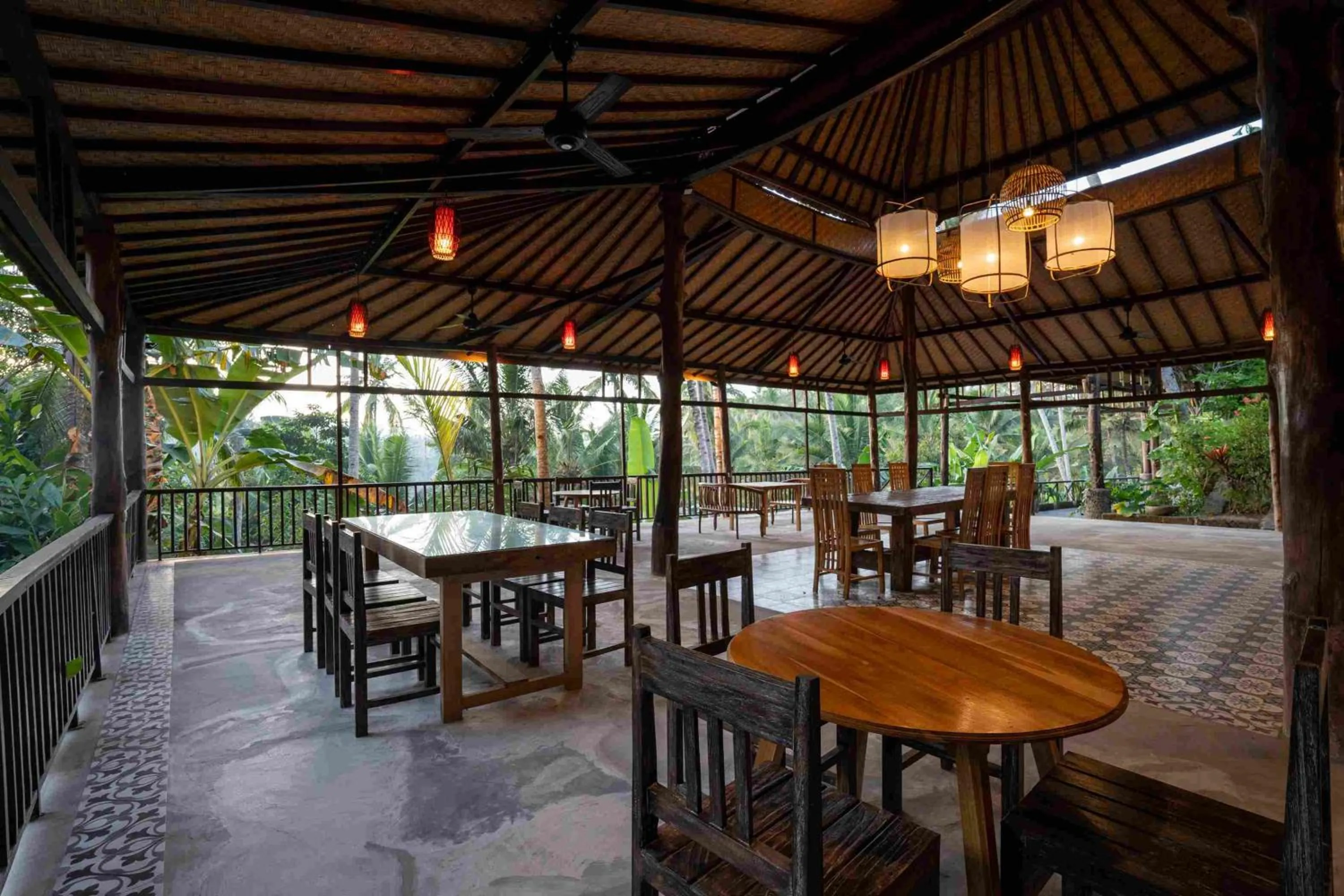 Restaurant/places to eat in Amanuba Ersadeva Resort