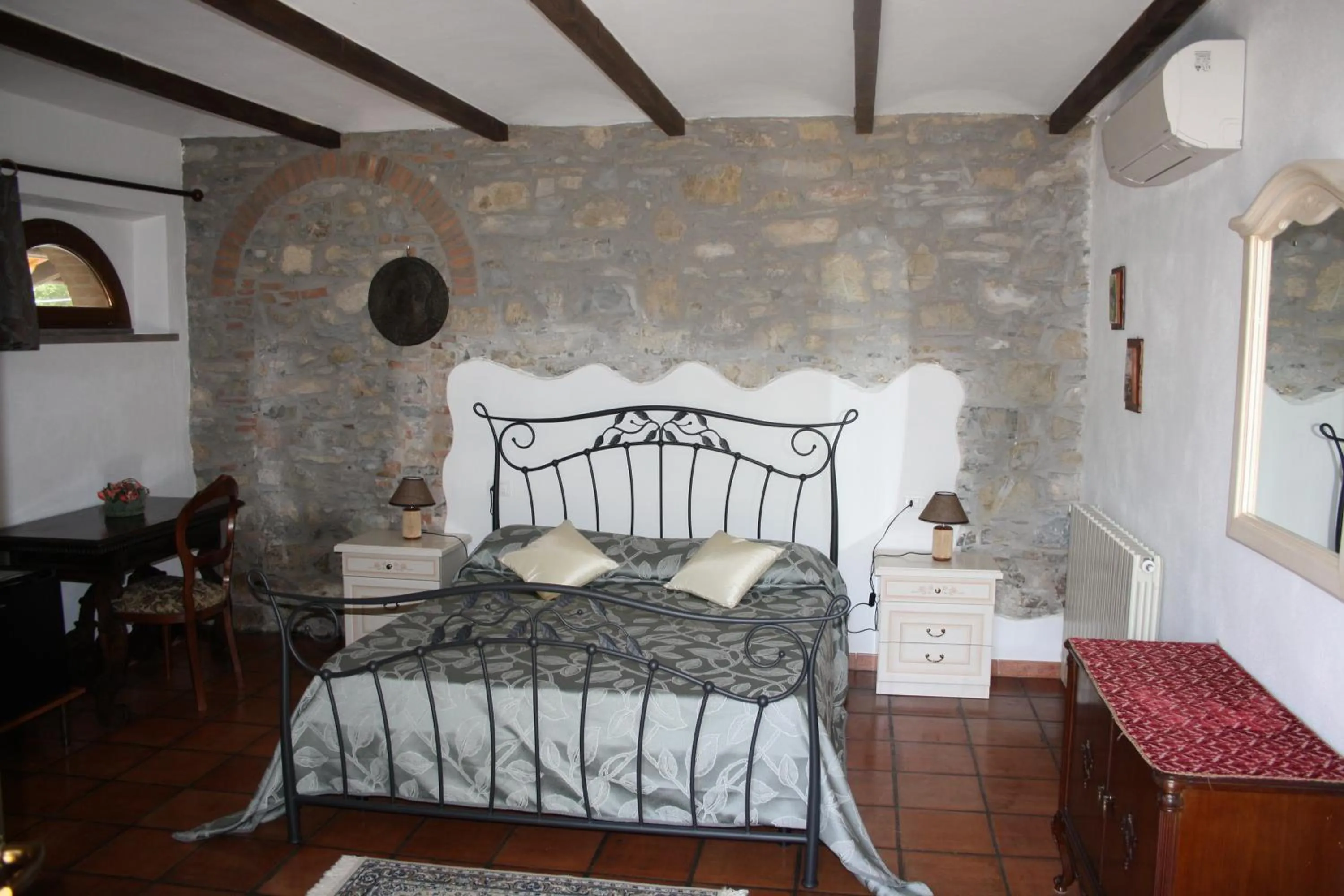 Bedroom, Bed in Campo Di Carlo