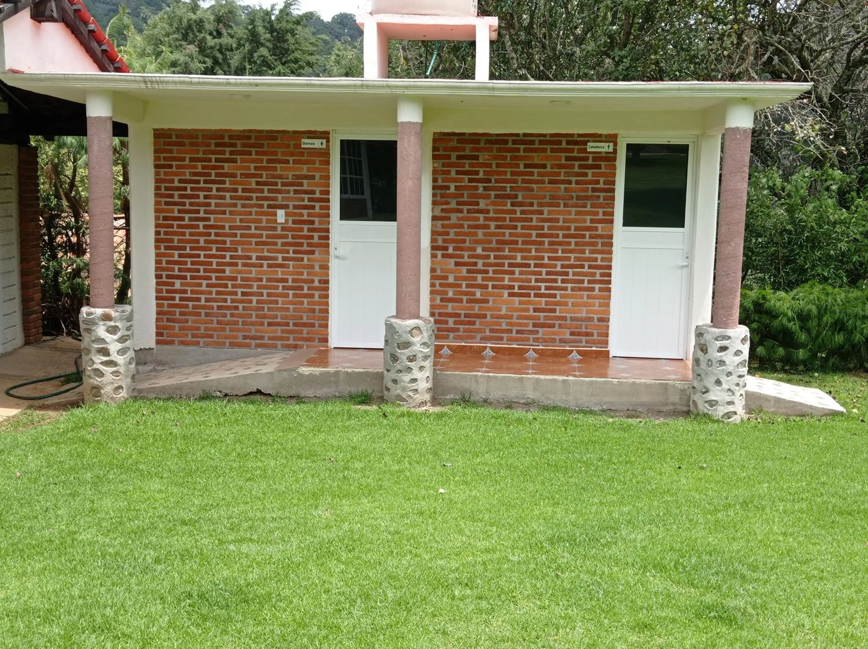 Day in Finca Marix, Villa del Carbón