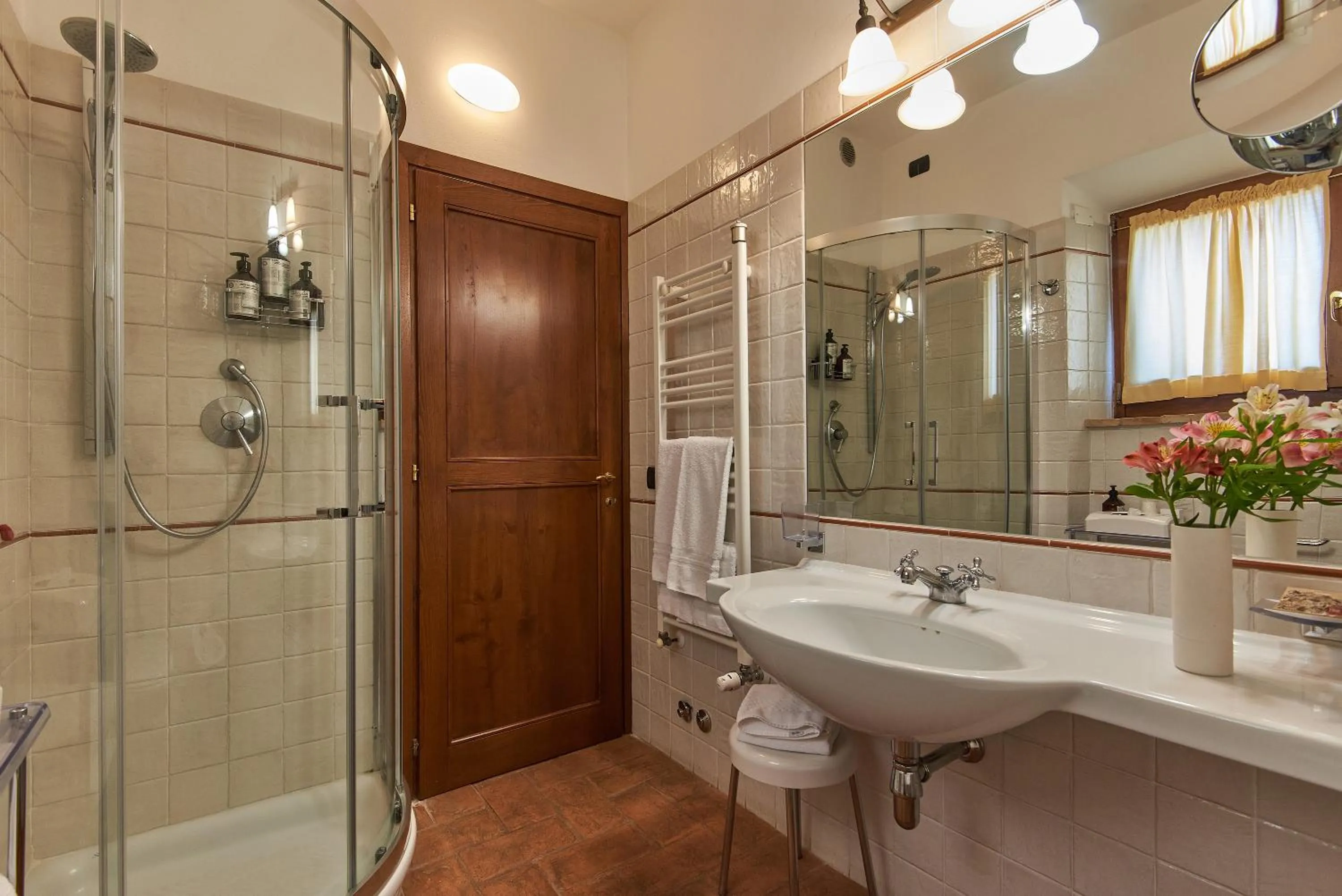 Shower in Relais Osteria Dell'Orcia