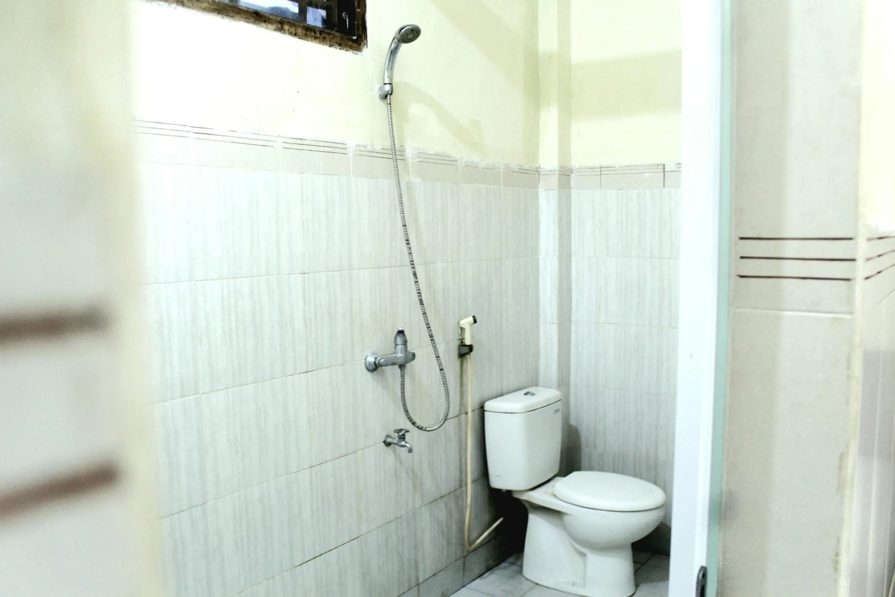 Bathroom in Gili Beach Wind