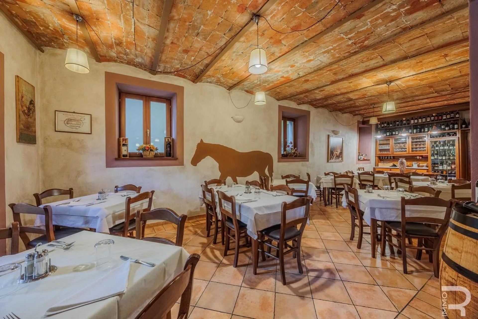 Restaurant/places to eat in Albergo Miramonti