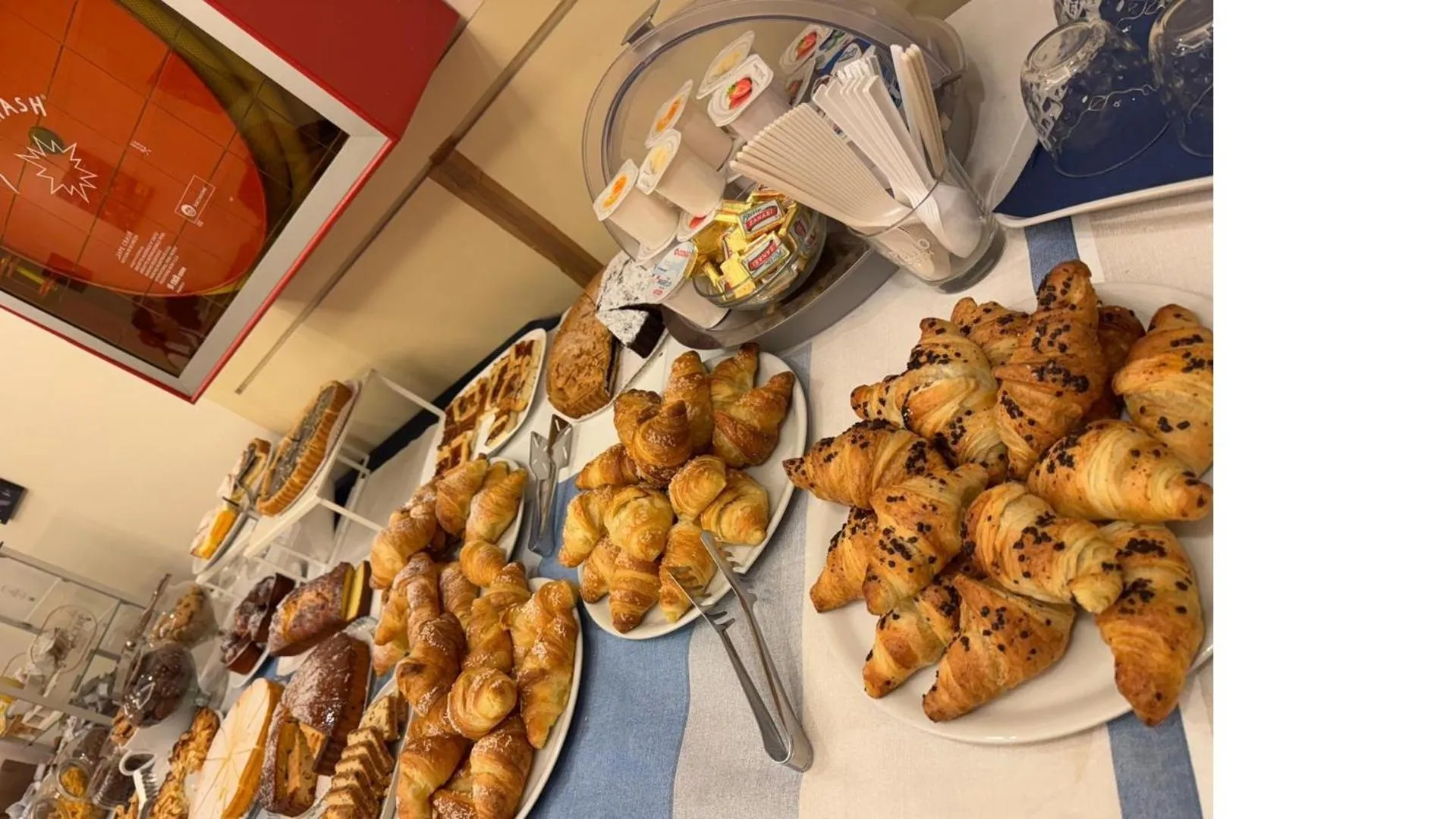 Restaurant/places to eat in Hotel Ristorante Trendy