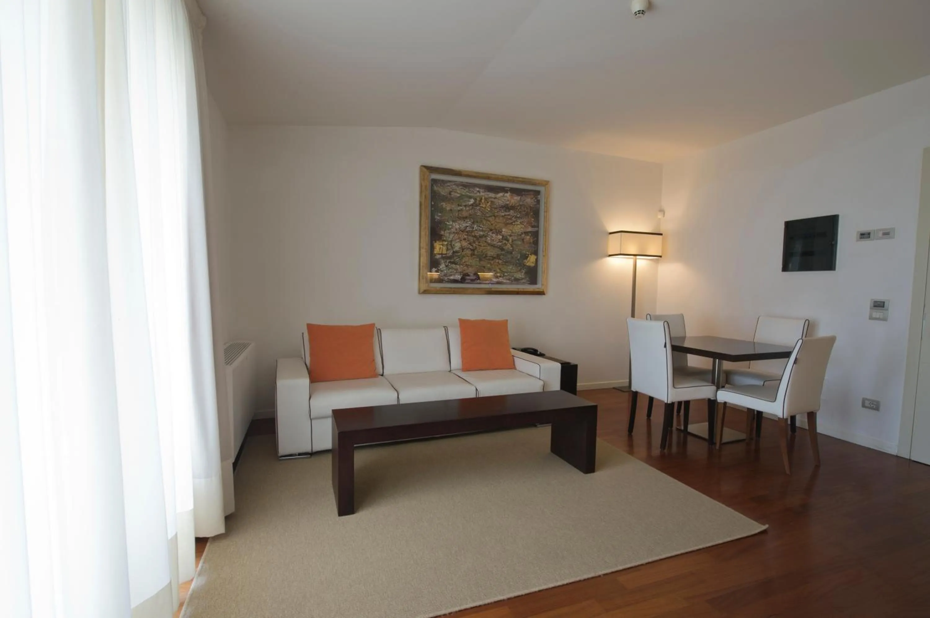 Living room in Eden Rock Resort