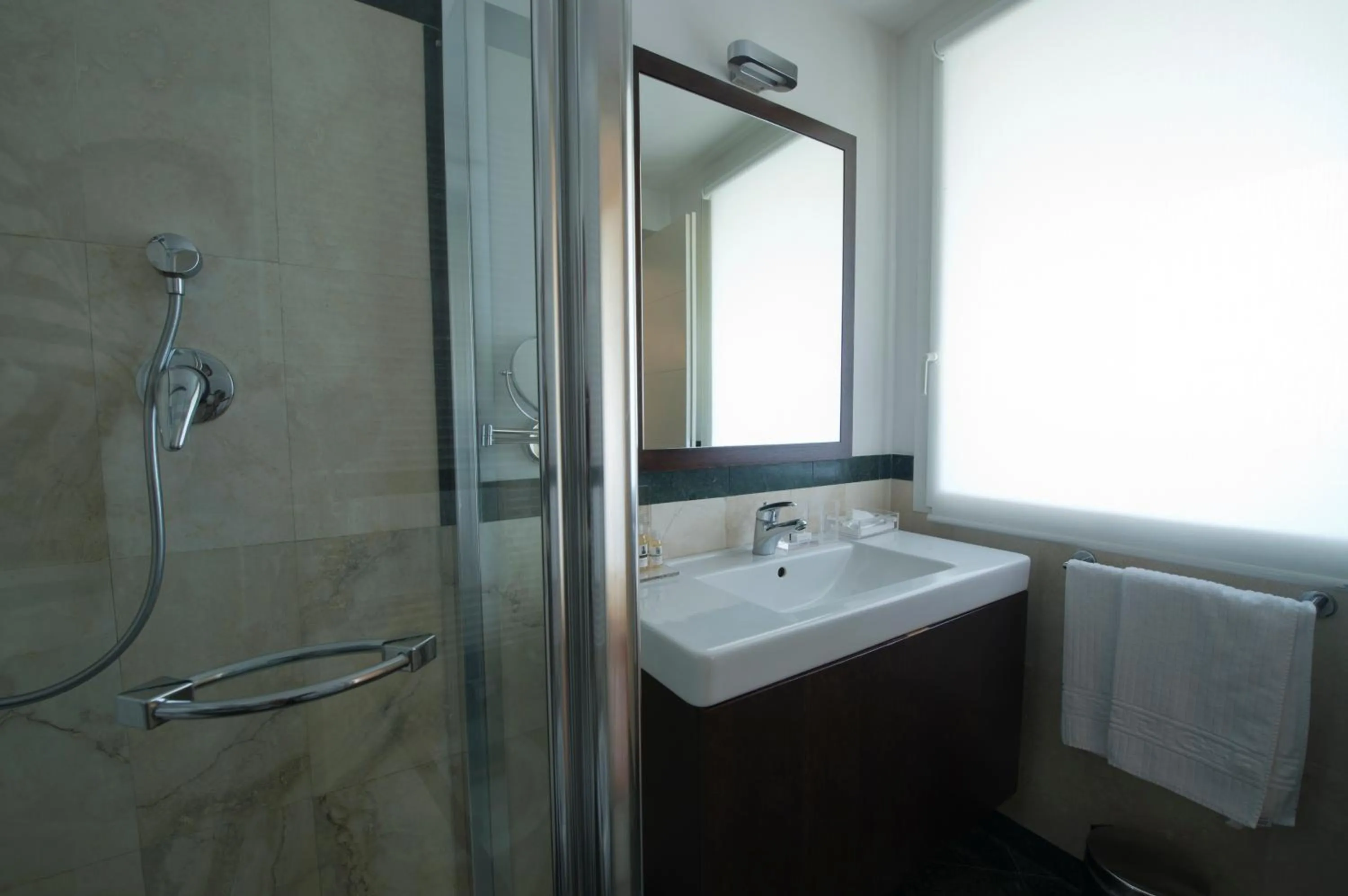 Shower in Eden Rock Resort