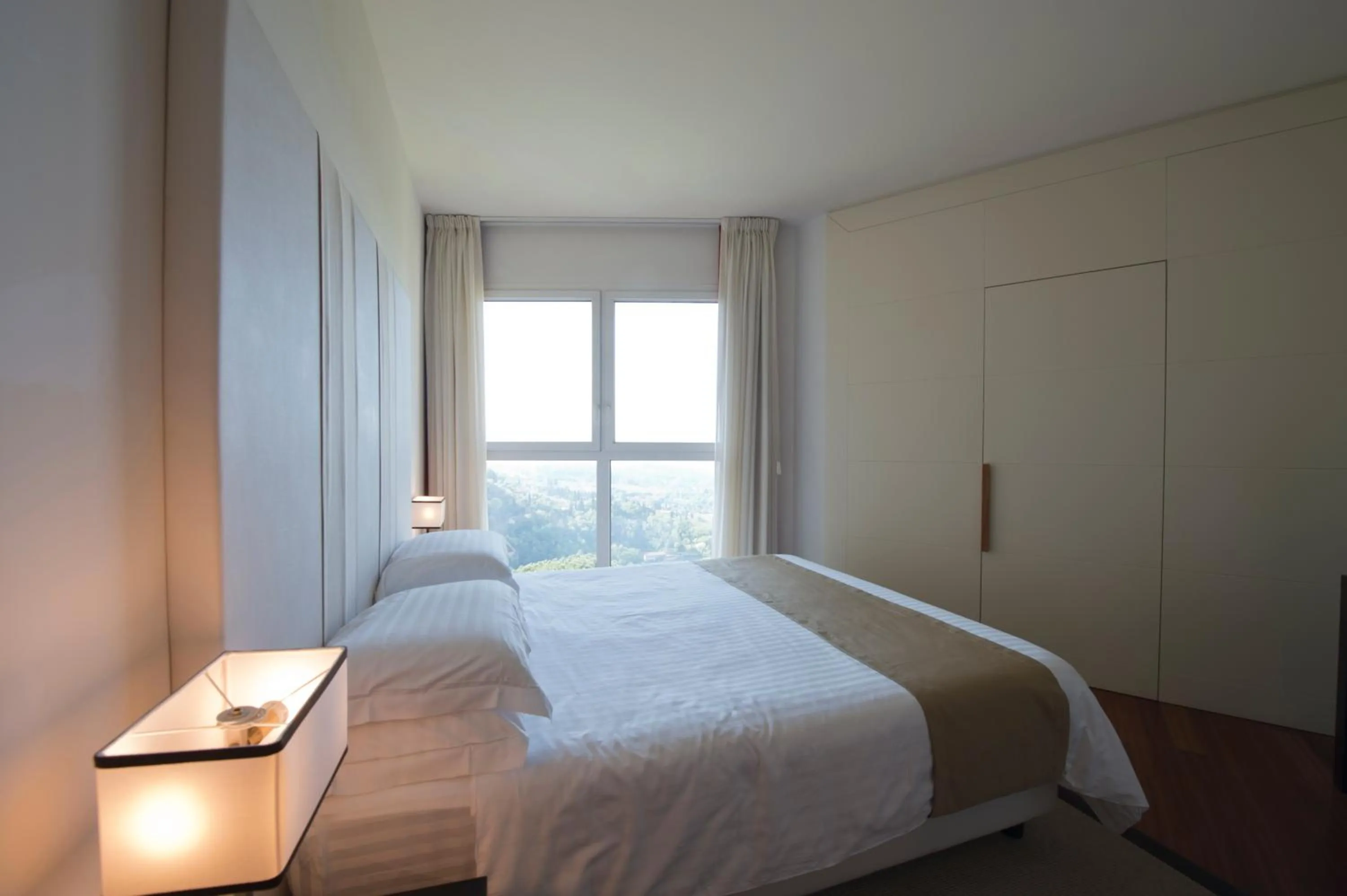 View (from property/room), Bed in Eden Rock Resort