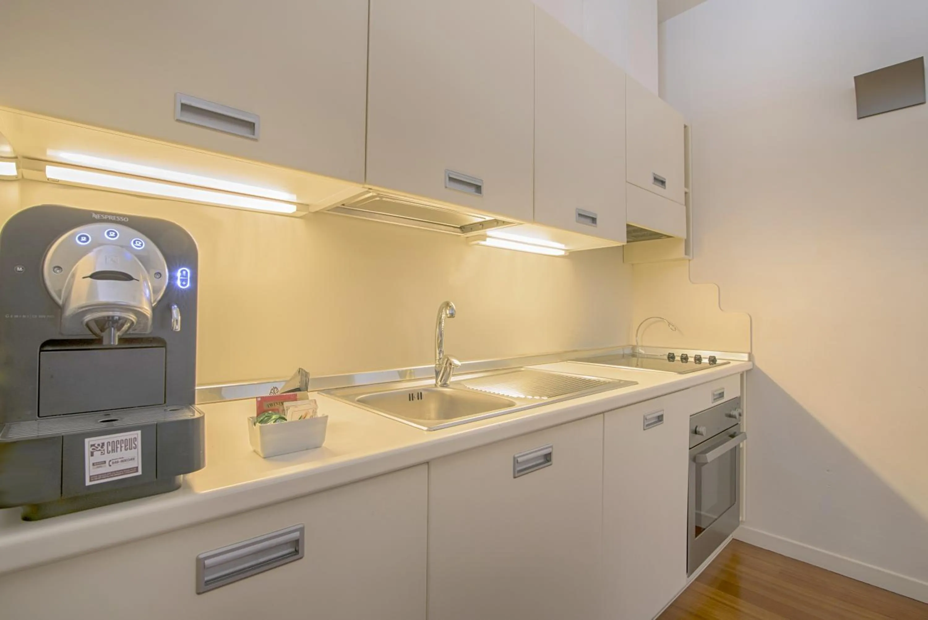 Coffee/tea facilities in Eden Rock Resort