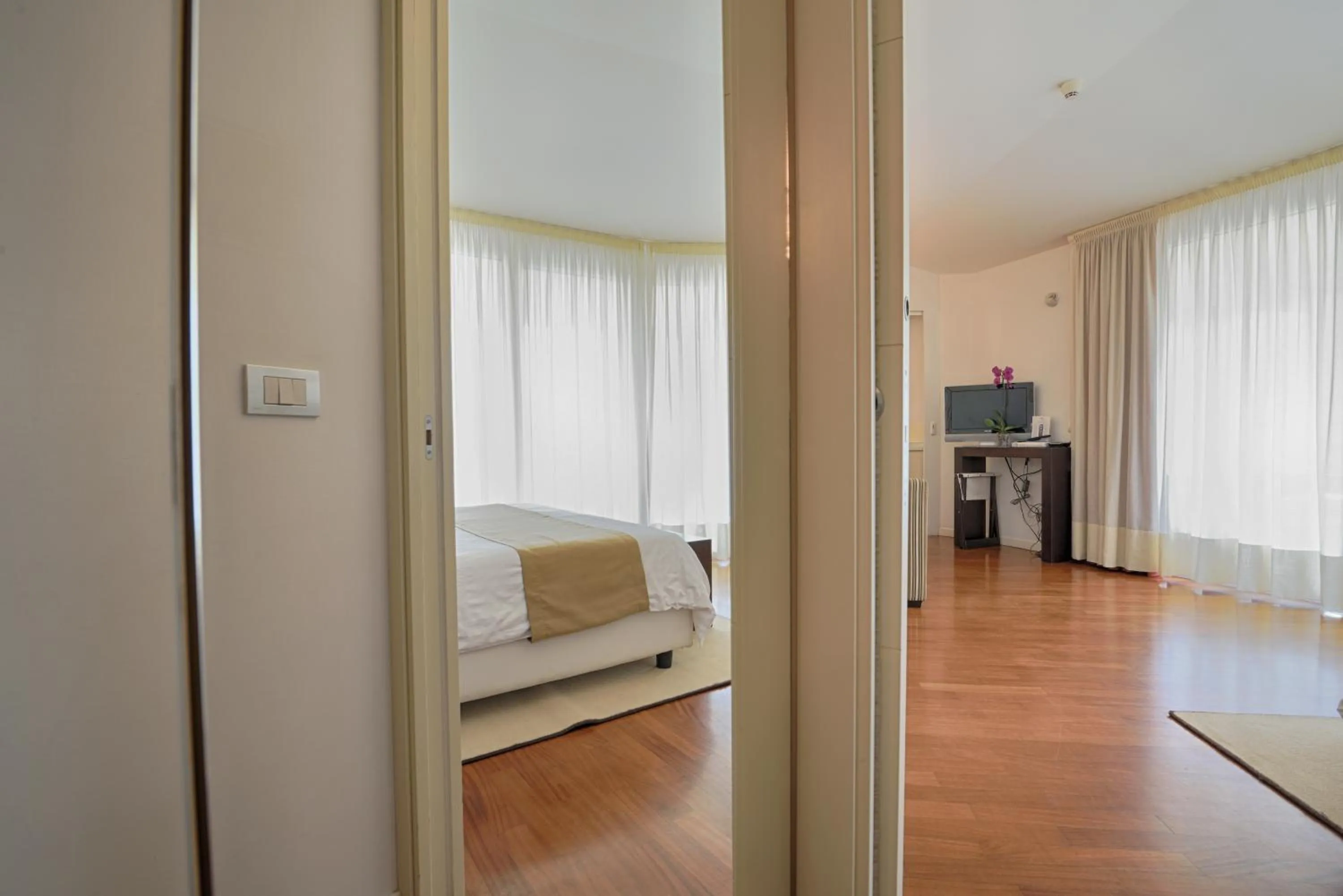 Area and facilities in Eden Rock Resort