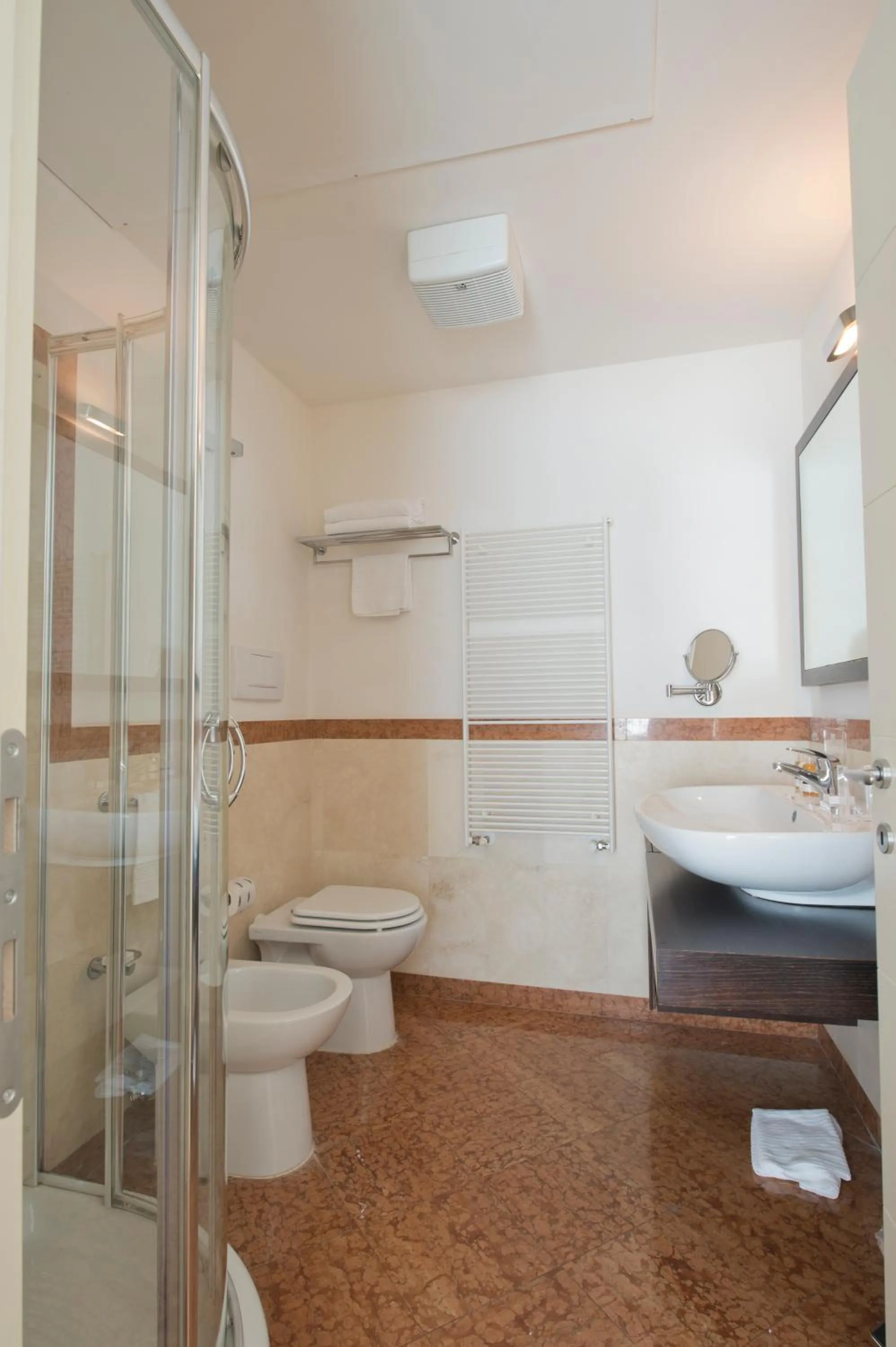 Bathroom in Eden Rock Resort