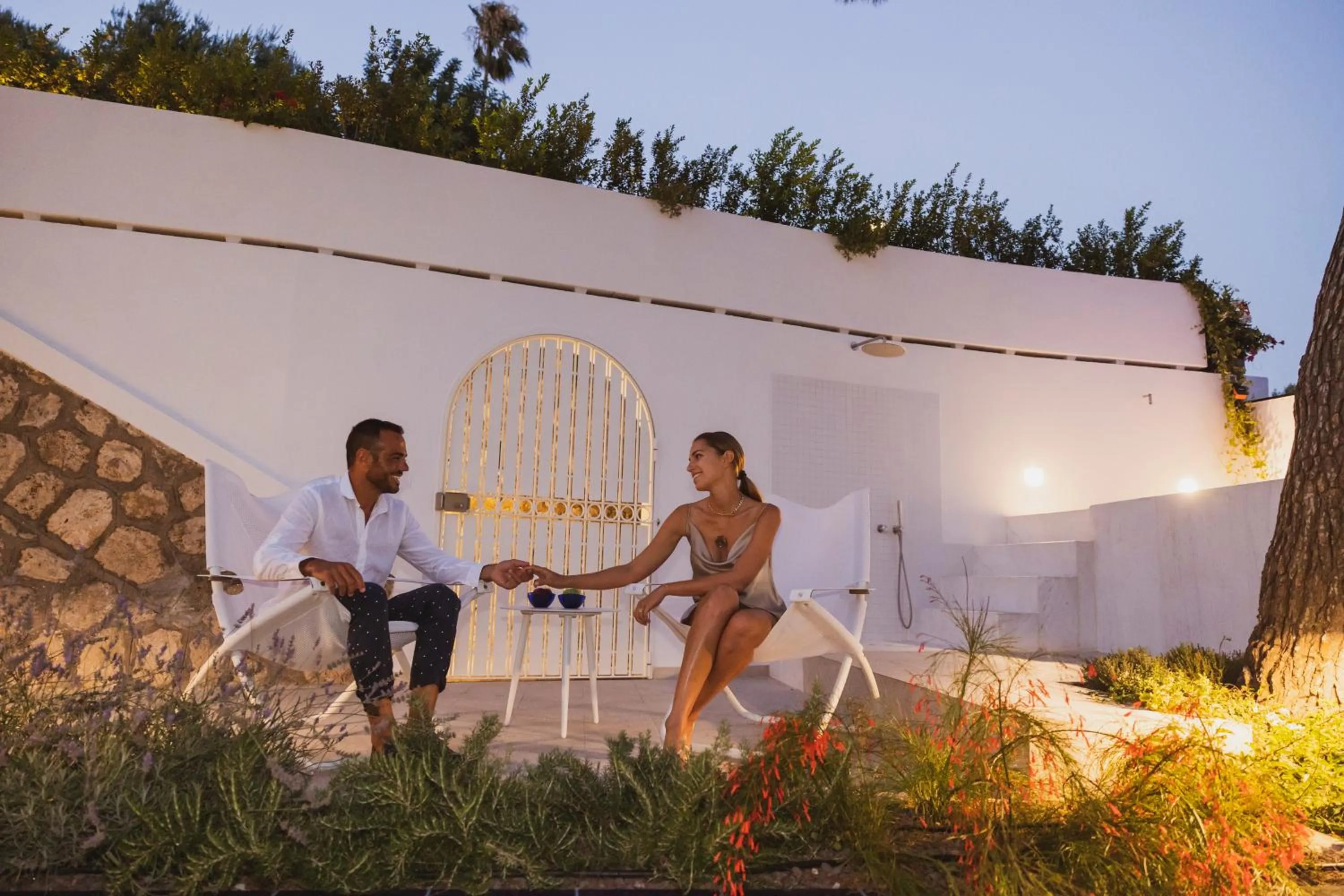 Garden in Decori Suites Amalfi Coast - Free Parking