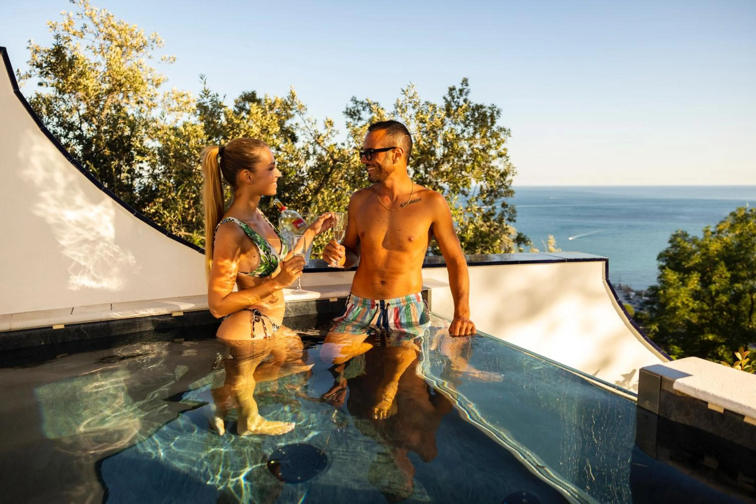 Garden in Decori Suites Amalfi Coast - Free Parking