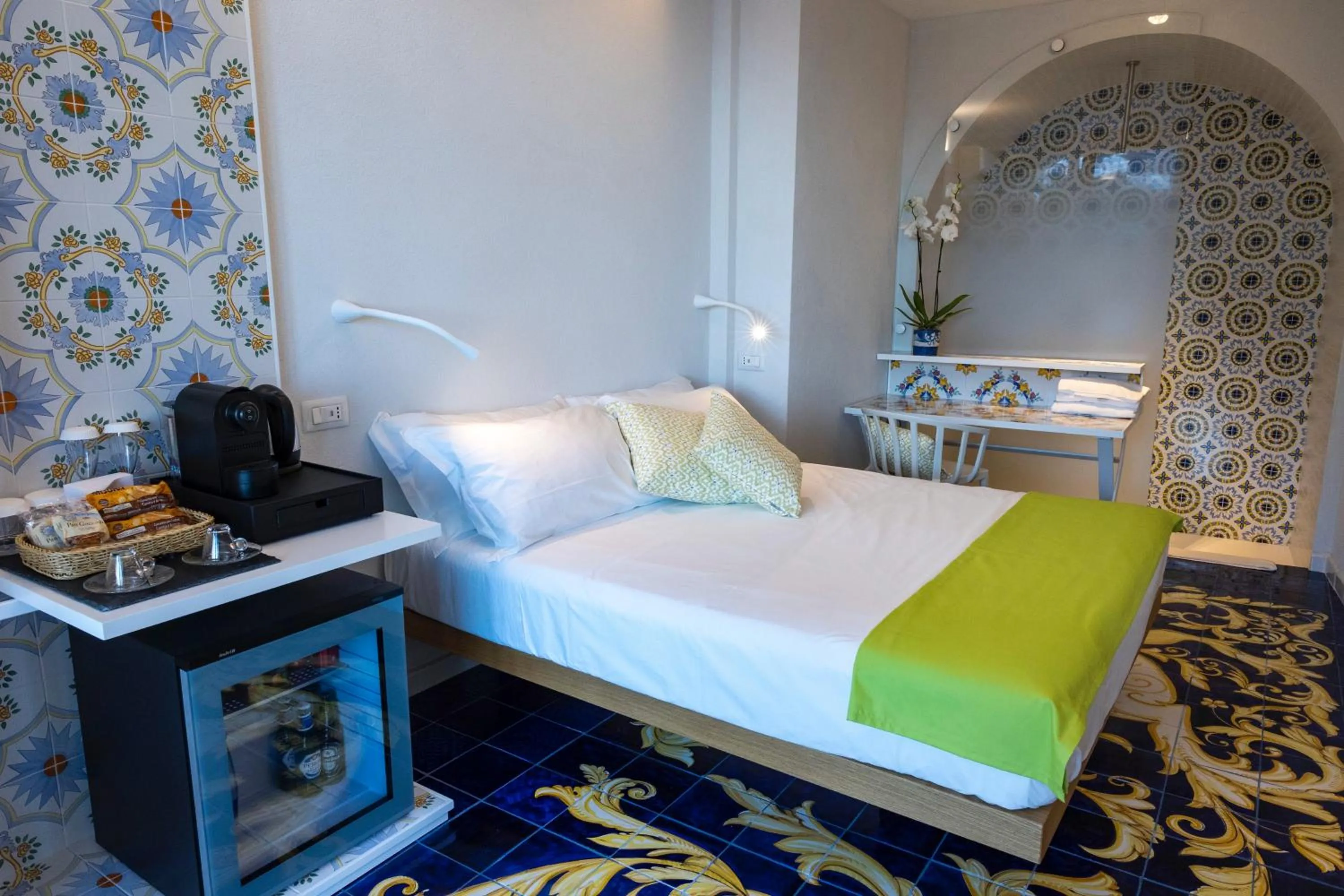 Bedroom, Bed in Decori Suites Amalfi Coast - Free Parking