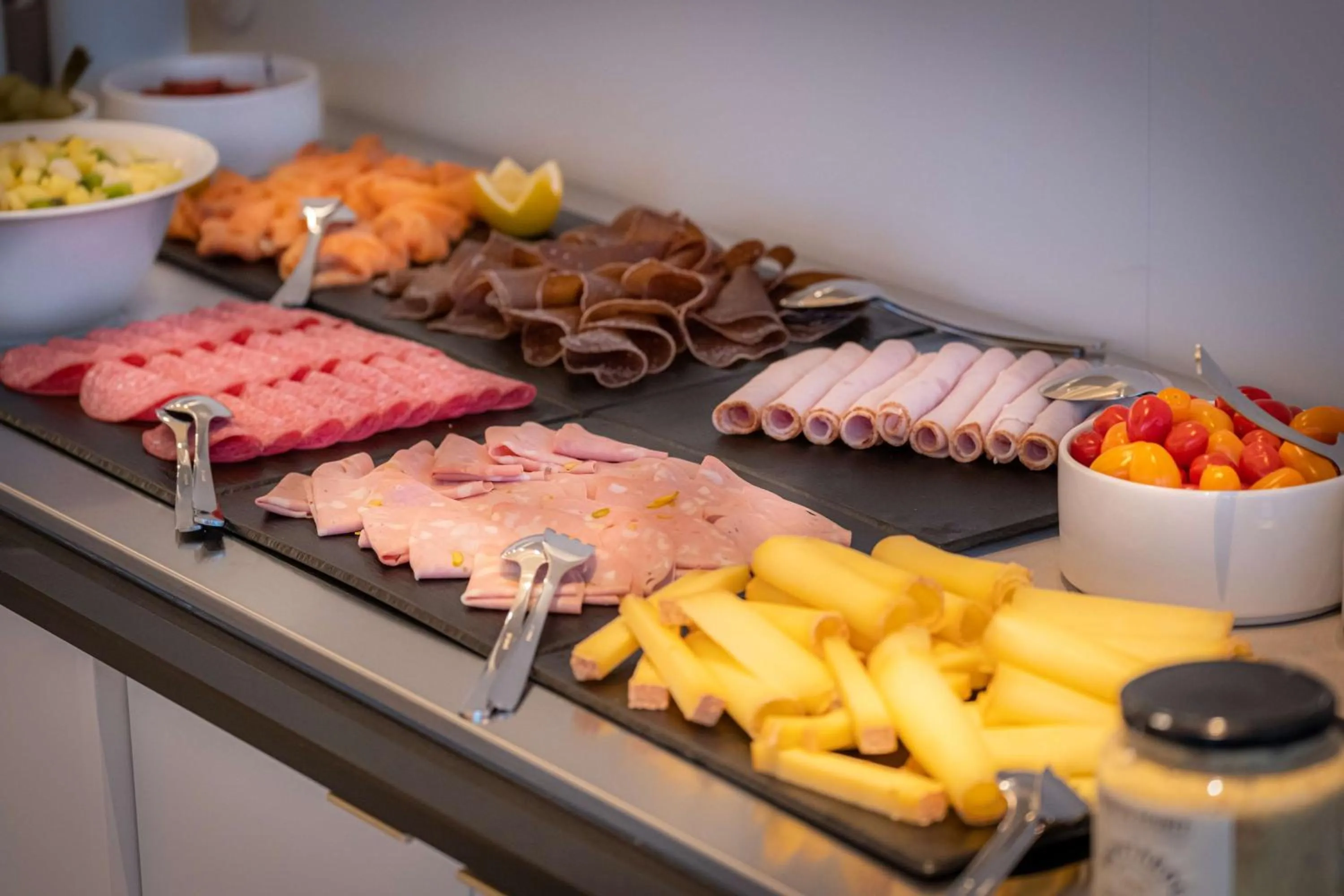 Breakfast in Radisson Blu Grand Hotel & Spa, Malo-Les-Bains