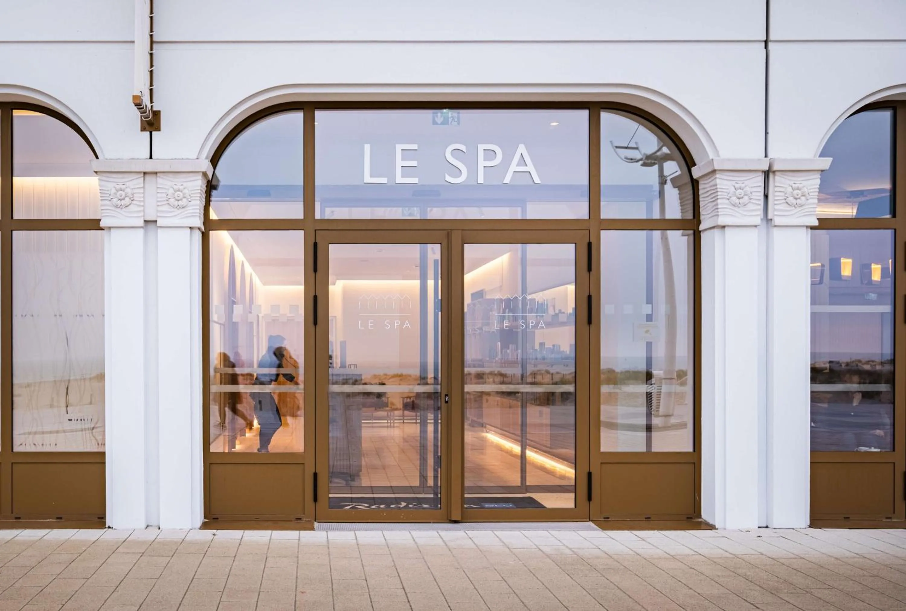 Spa and wellness centre/facilities in Radisson Blu Grand Hotel & Spa, Malo-Les-Bains