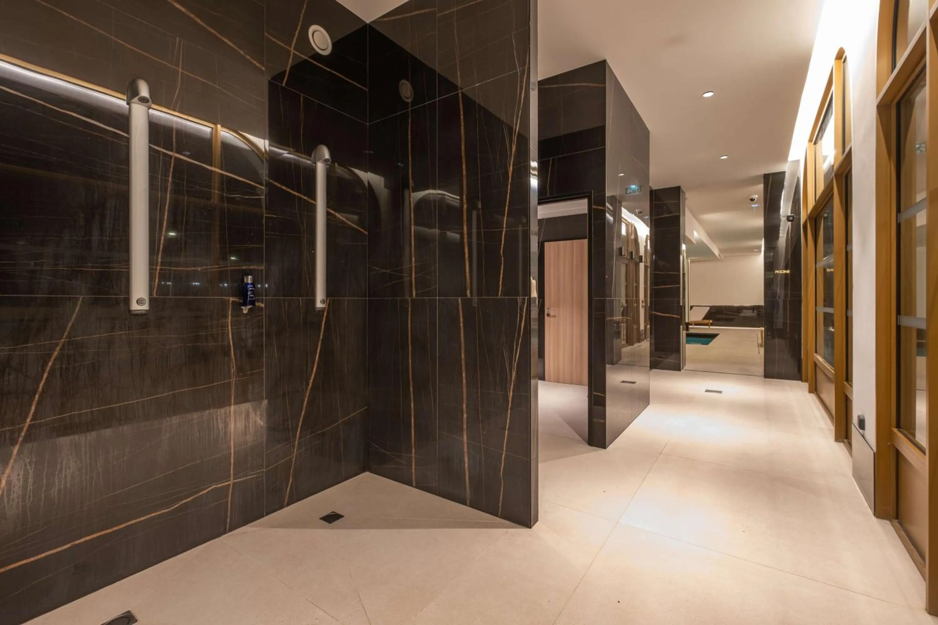 Spa and wellness centre/facilities in Radisson Blu Grand Hotel & Spa, Malo-Les-Bains