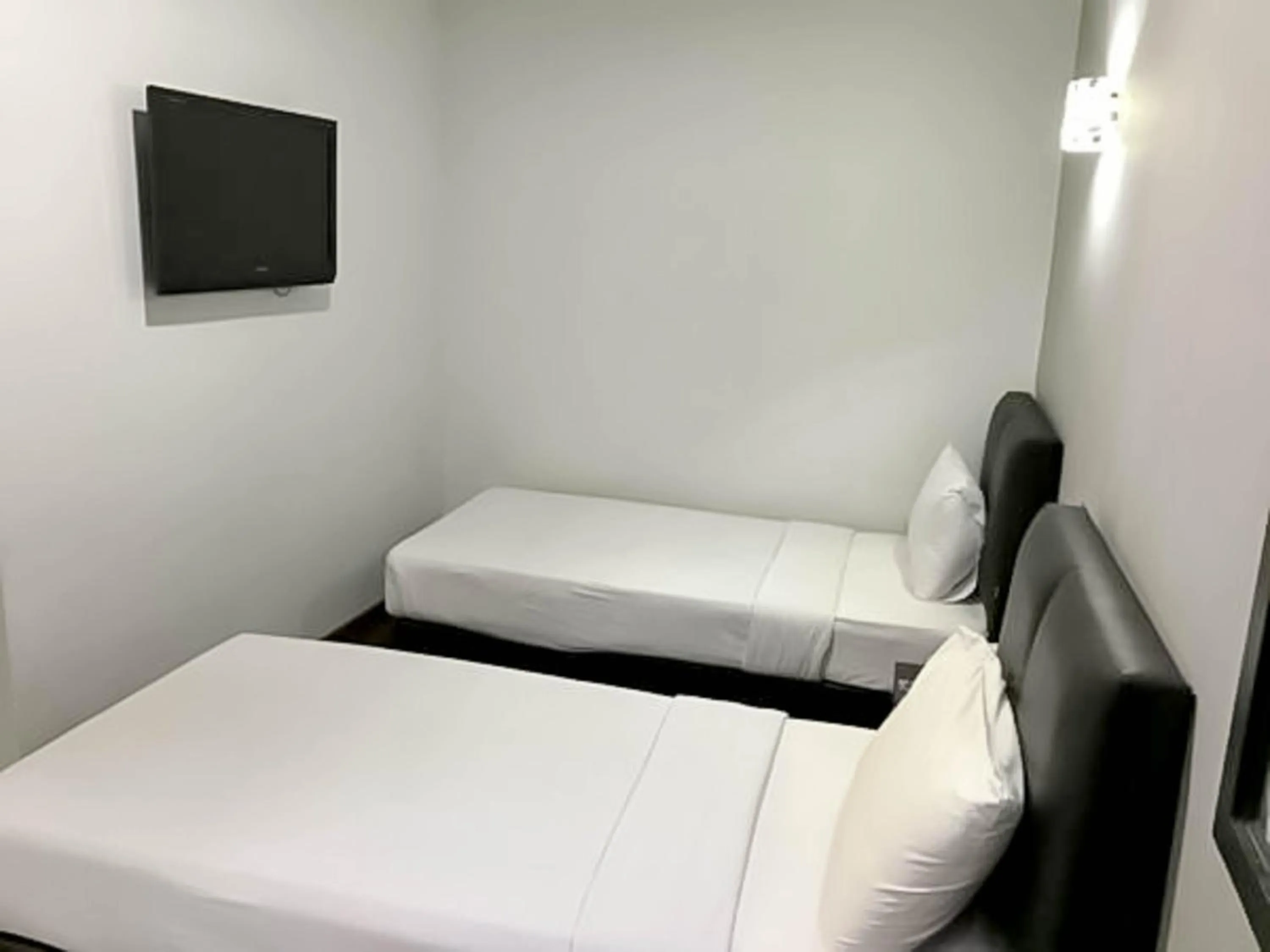 Photo of the whole room, Bed in Myangkasa Akademi & Resort Langkawi