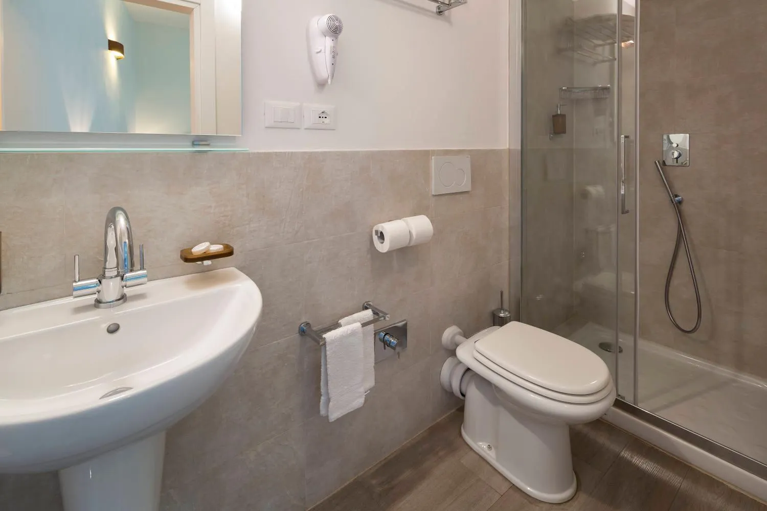 Shower in Casa Rovai Guest House