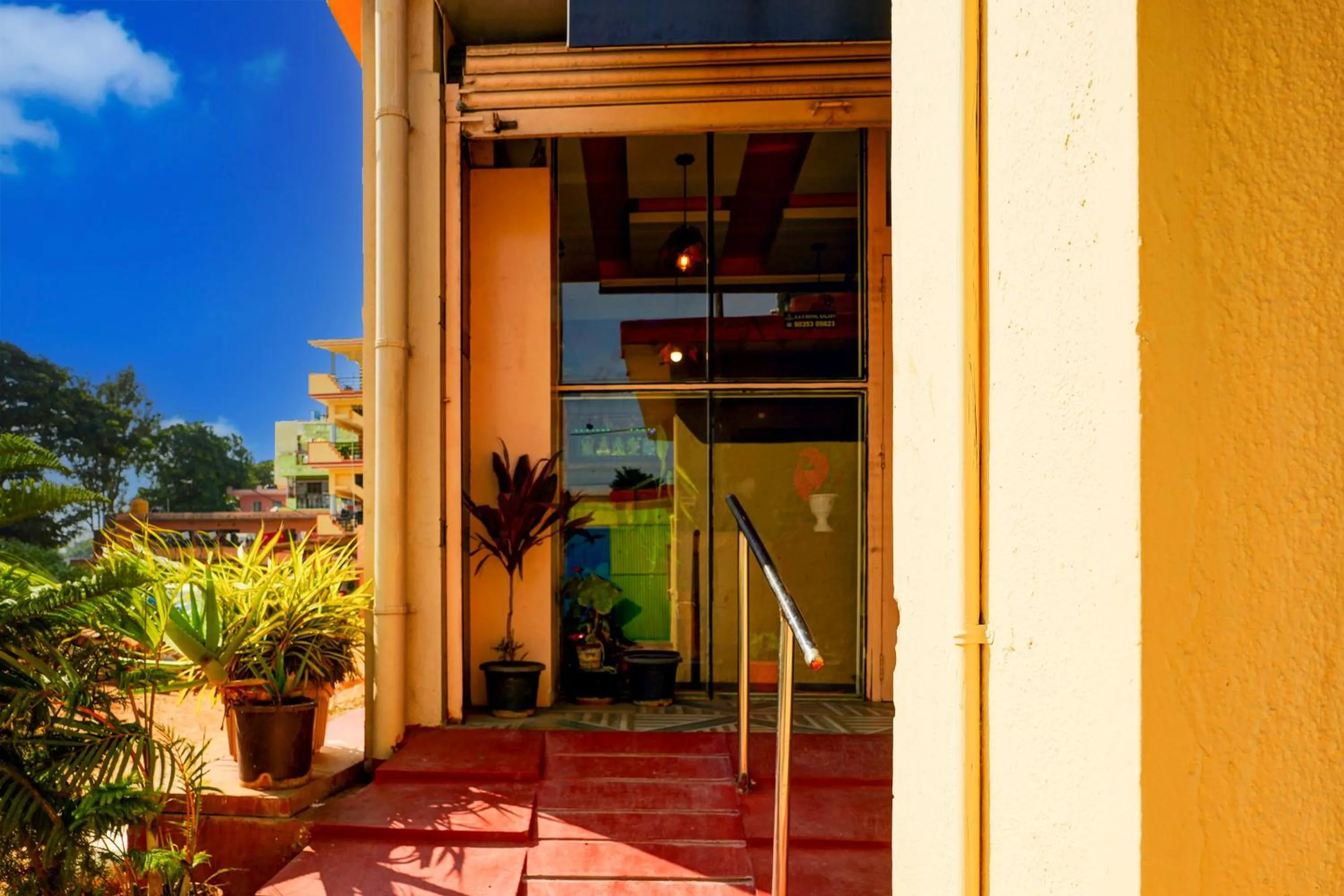 Facade/entrance in Hotel O SAS ROYAL GALAXY