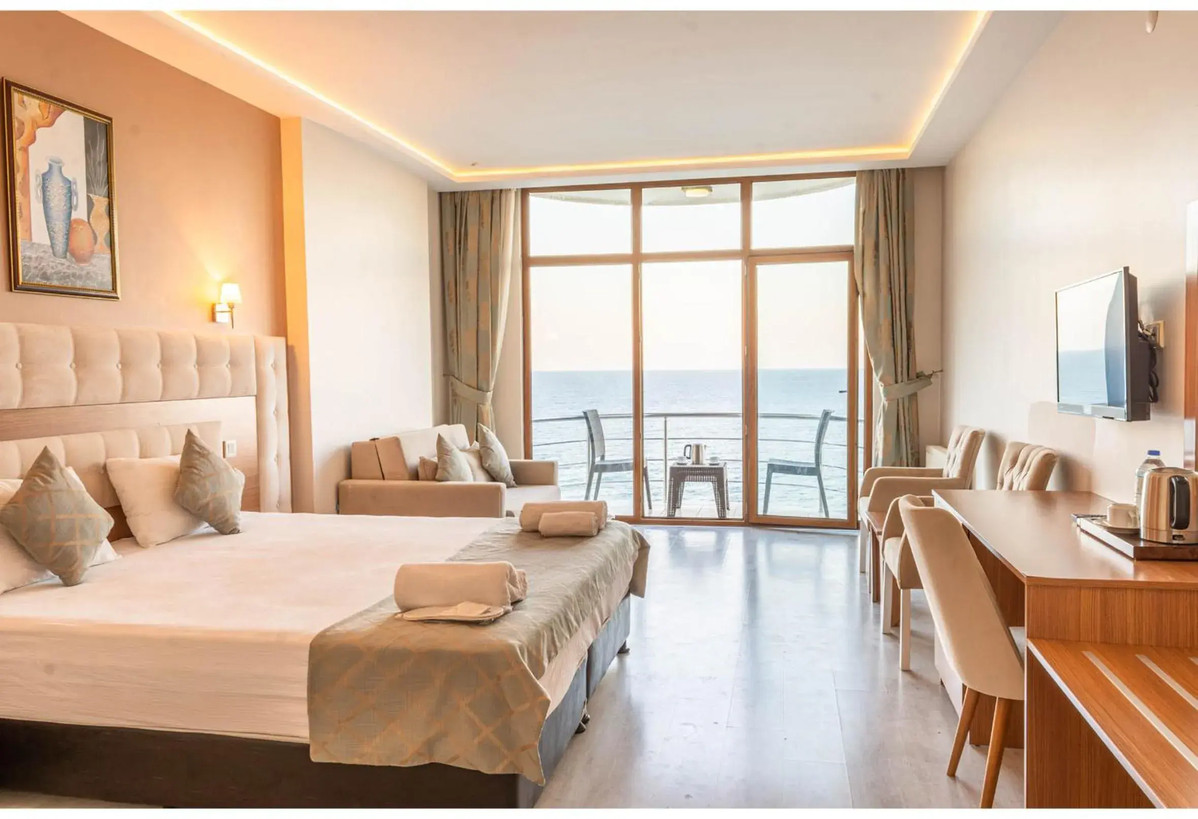 Queen Room with Sea View in Westport Istanbul Resort & Spa Hotel Queen Room with Sea View in Westport Istanbul Resort & Spa Hotel