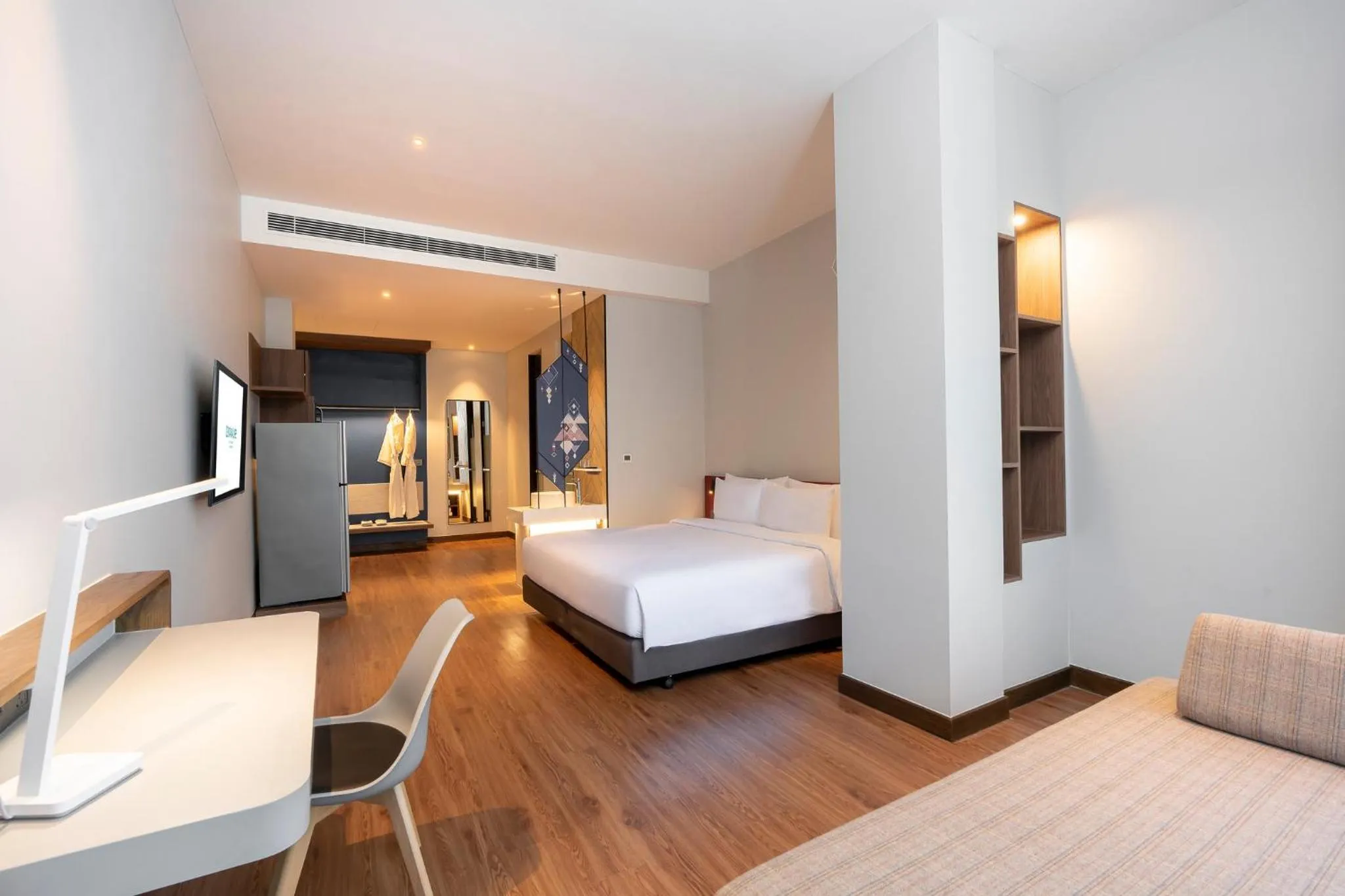 Photo of the whole room, Bed in Centara Life Hotel Bangkok Phra Nakhon