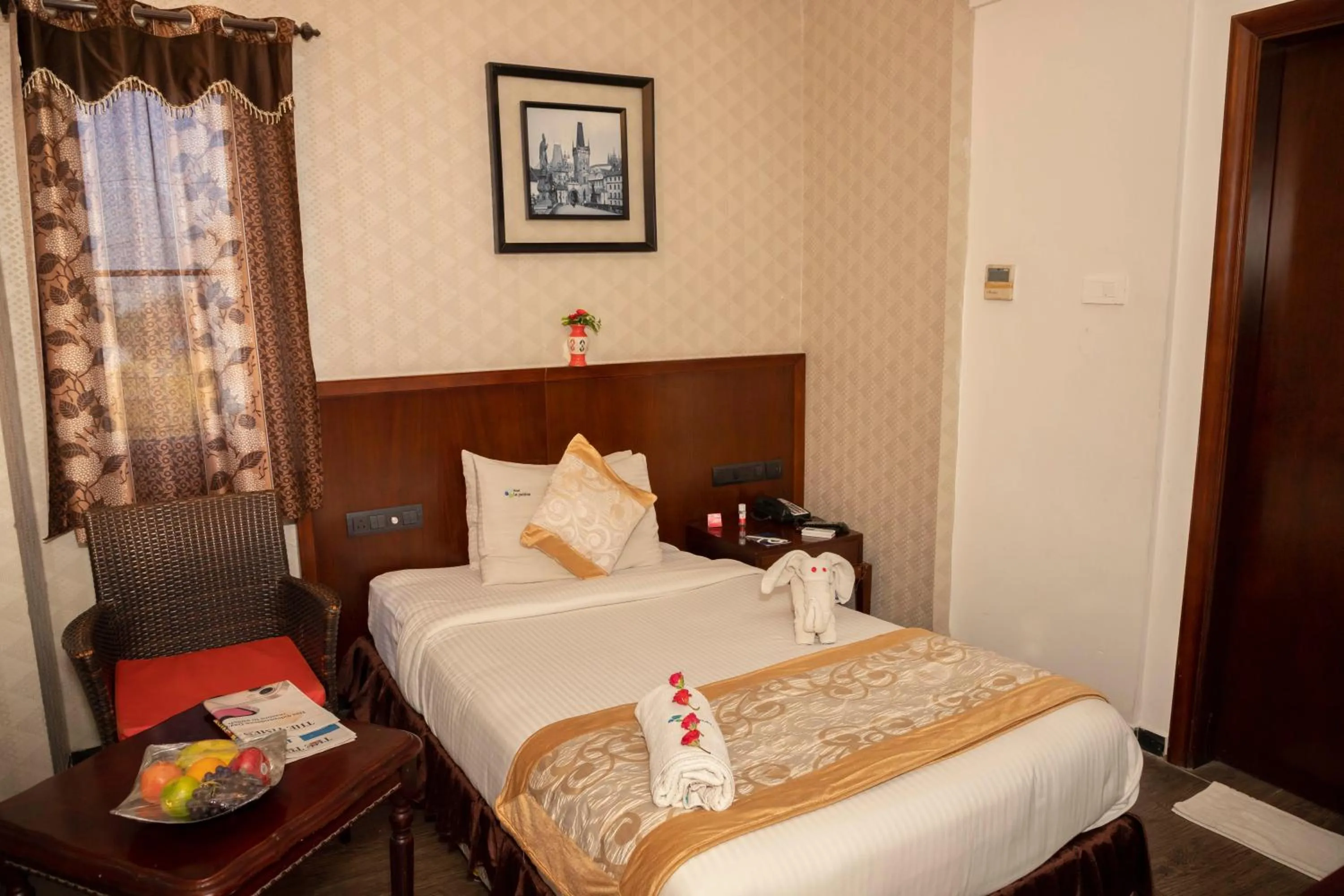 Bedroom, Bed in THE PEBBLE Boutique Hotel