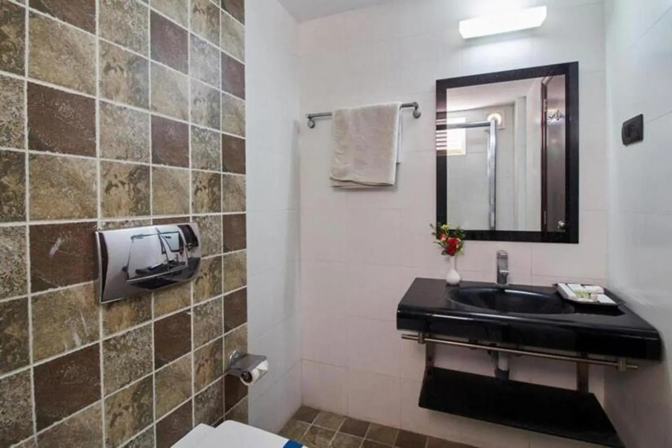 Bathroom in THE PEBBLE Boutique Hotel