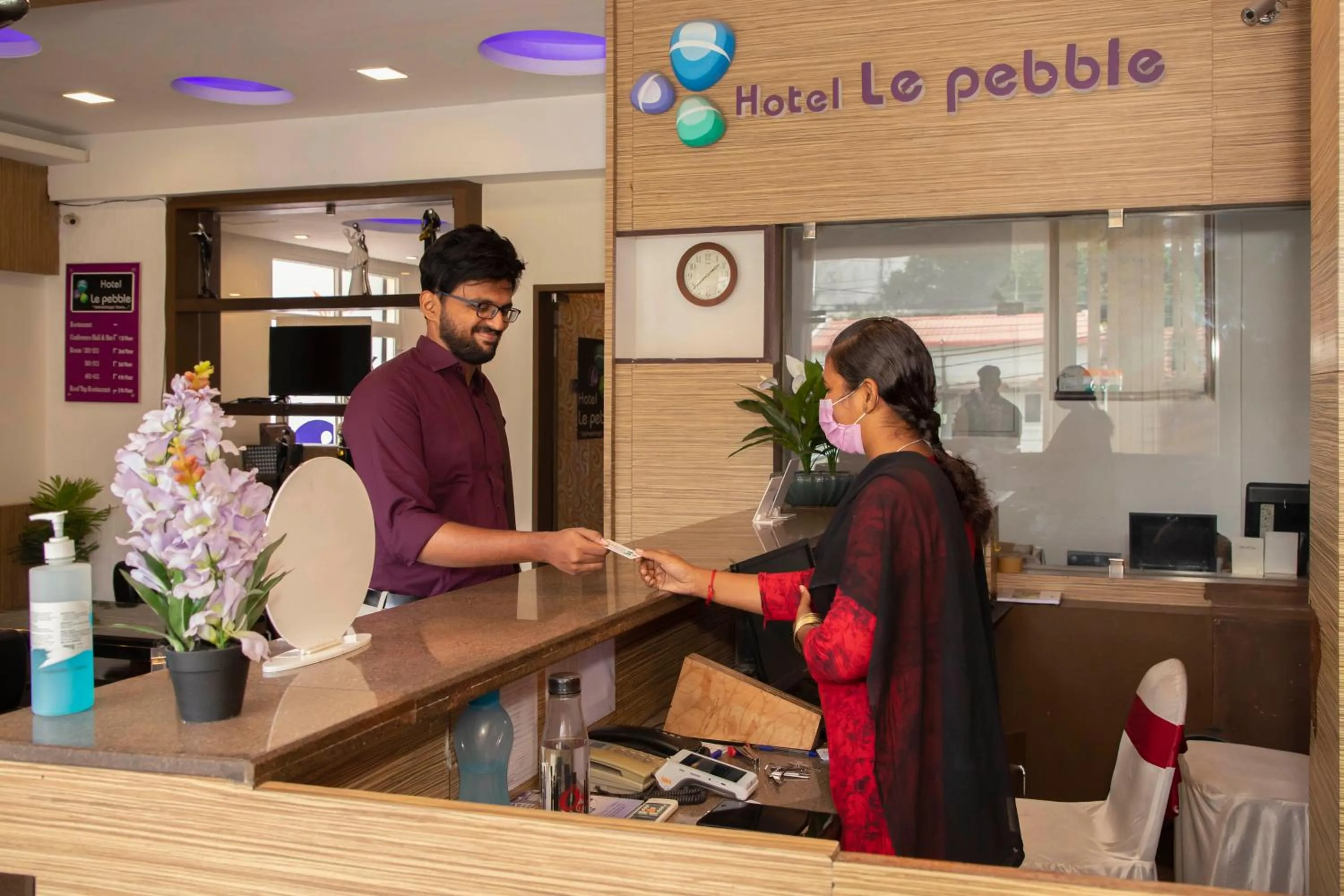 Lobby or reception in THE PEBBLE Boutique Hotel