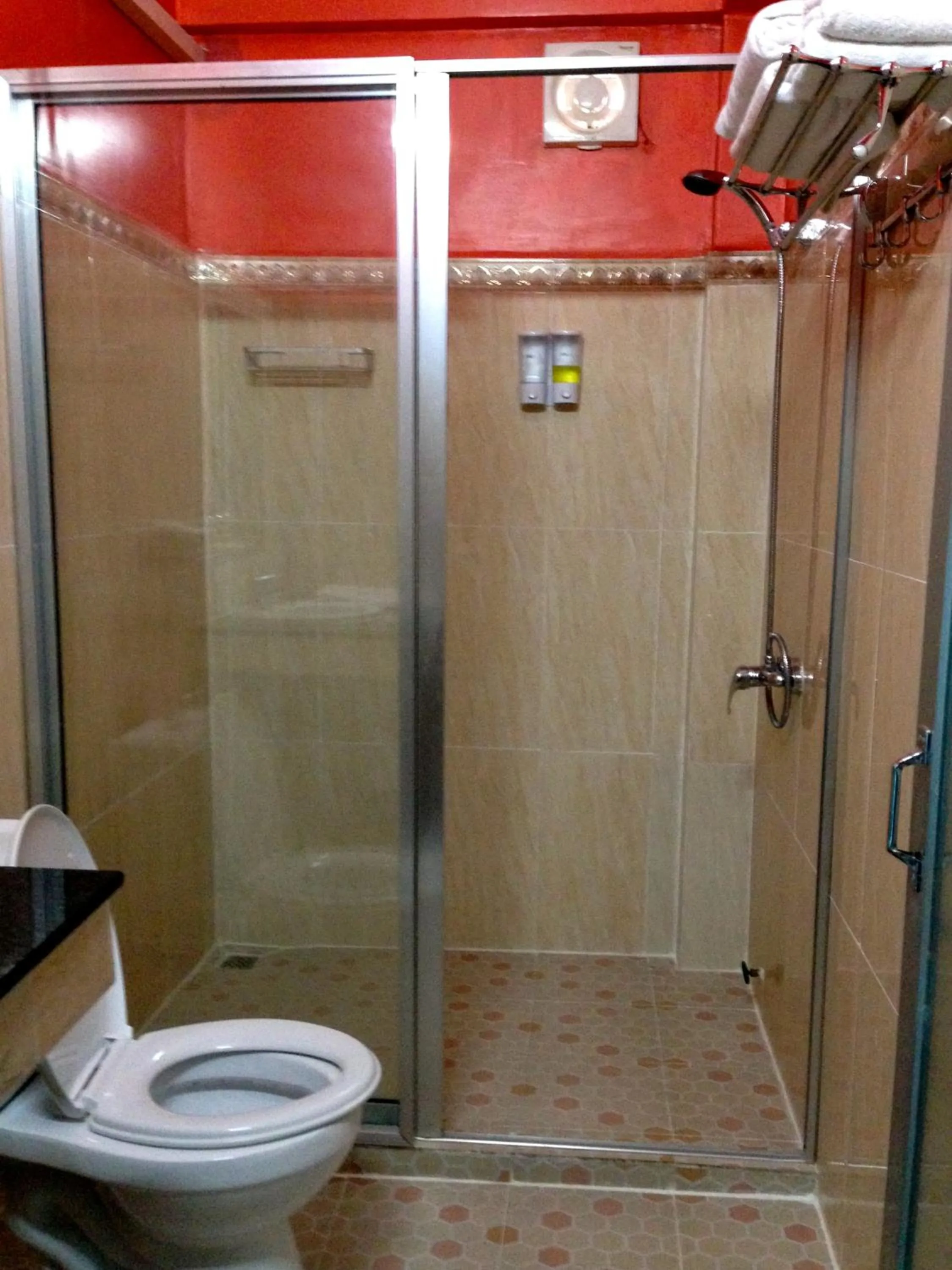 Bathroom in River Dolphin Hotel