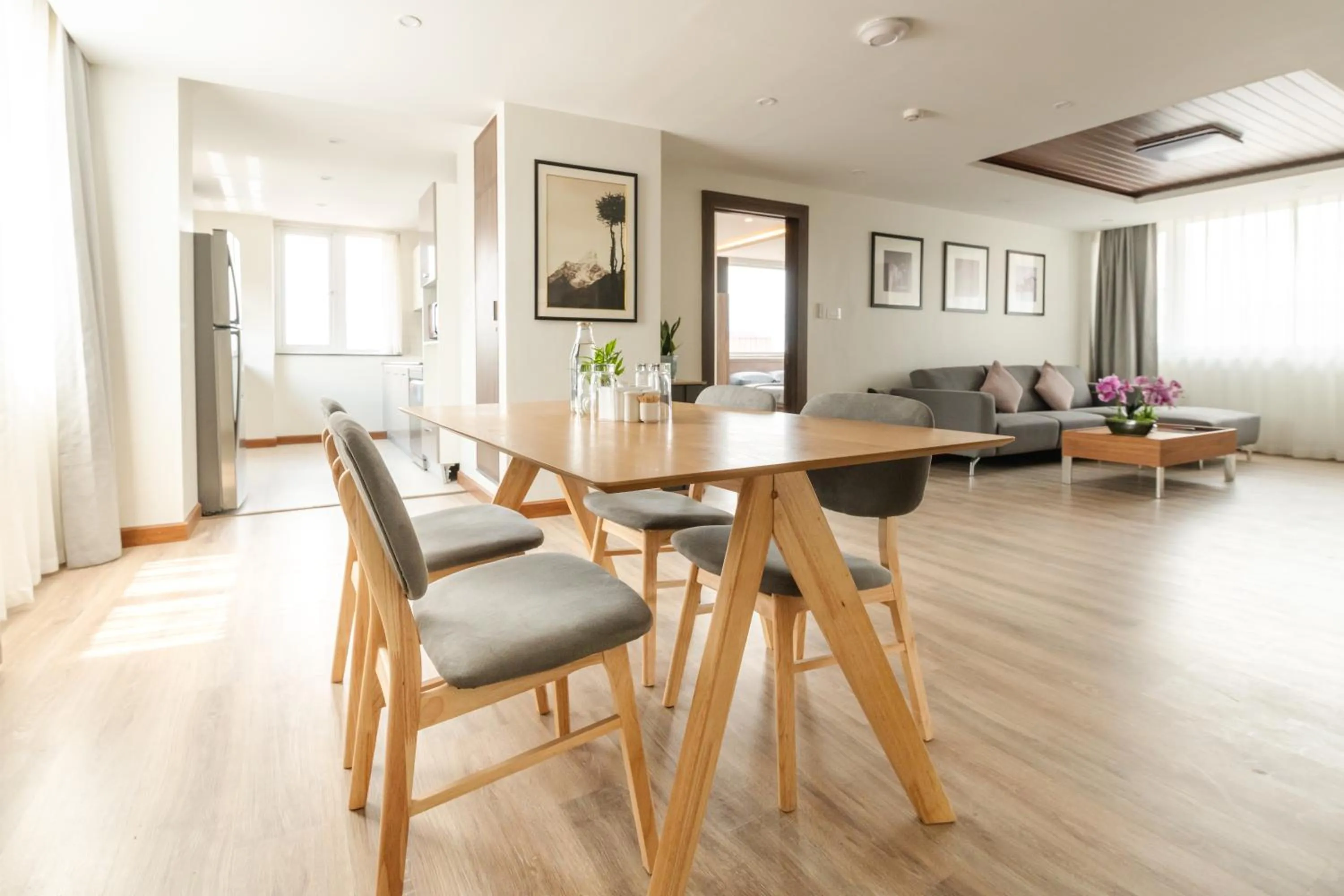 Living room in Mila Hotel