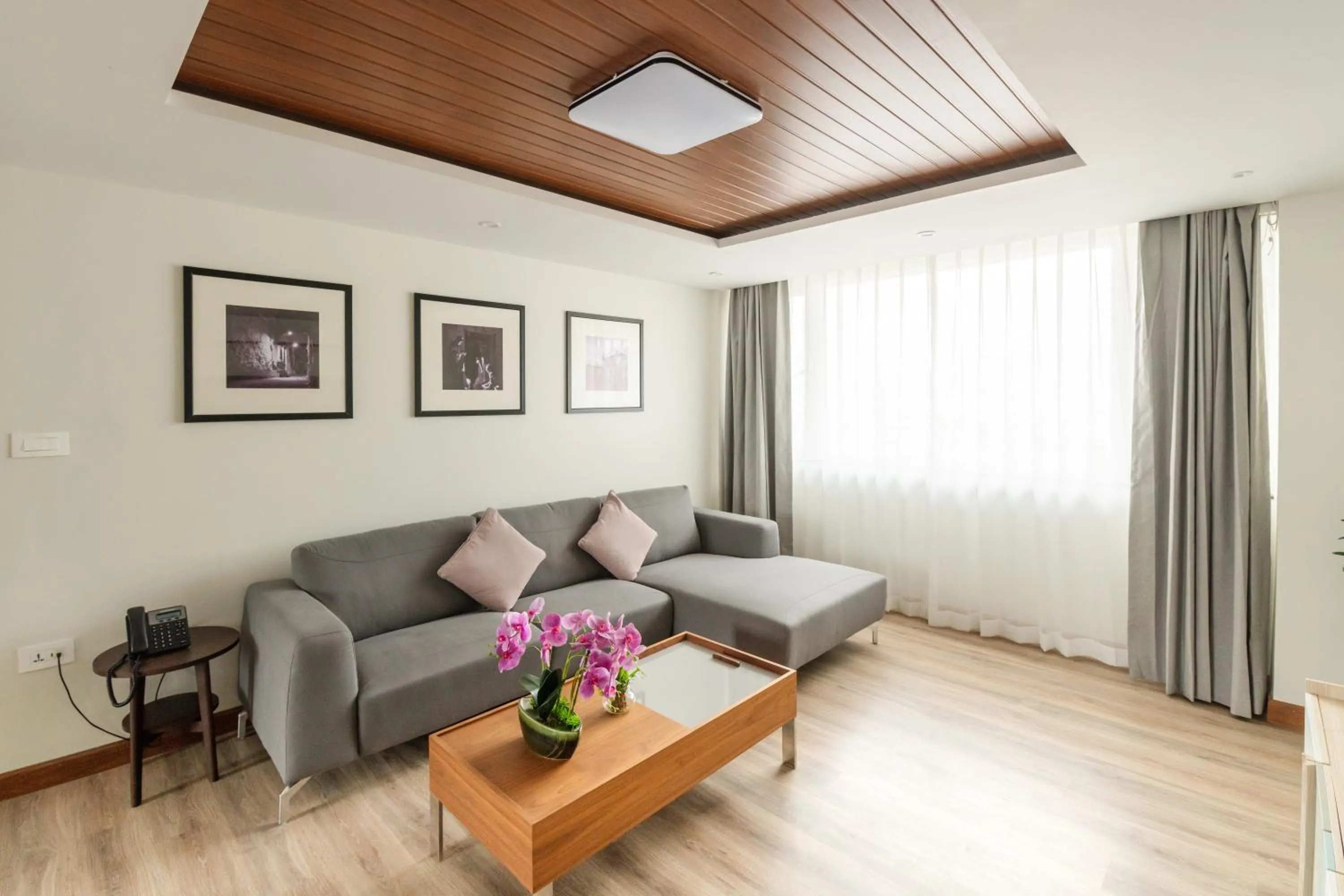 Living room in Mila Hotel