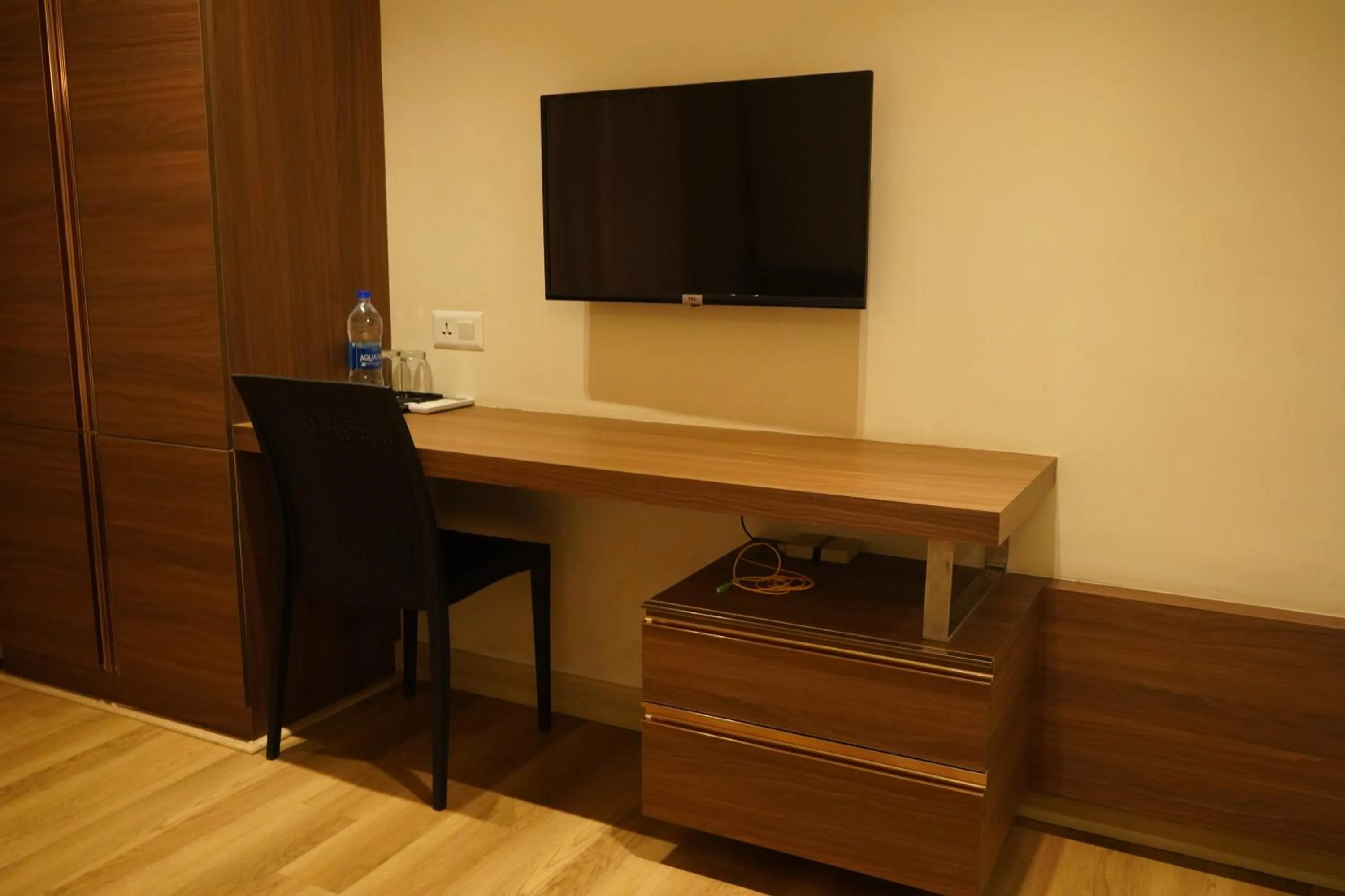 hair dresser in Hotel Bekal International