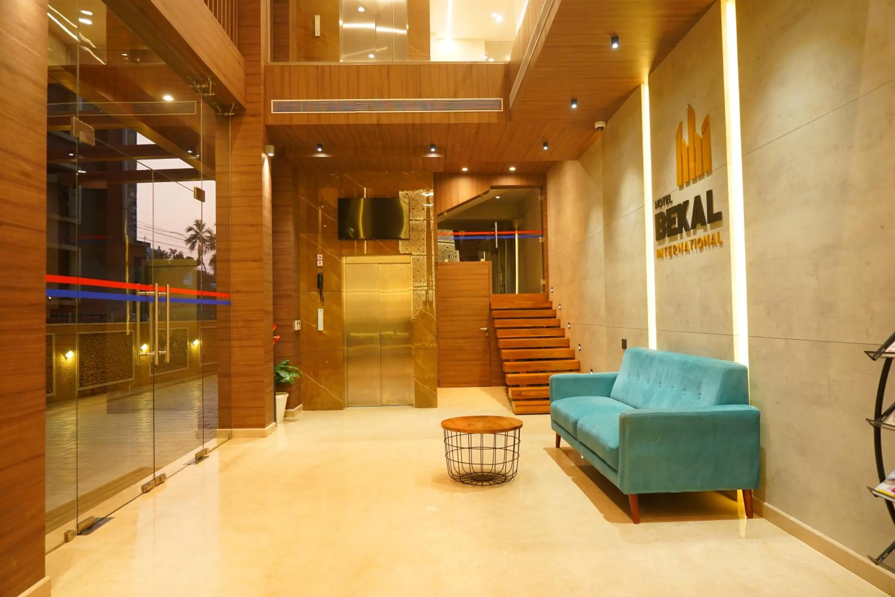 Facade/entrance in Hotel Bekal International